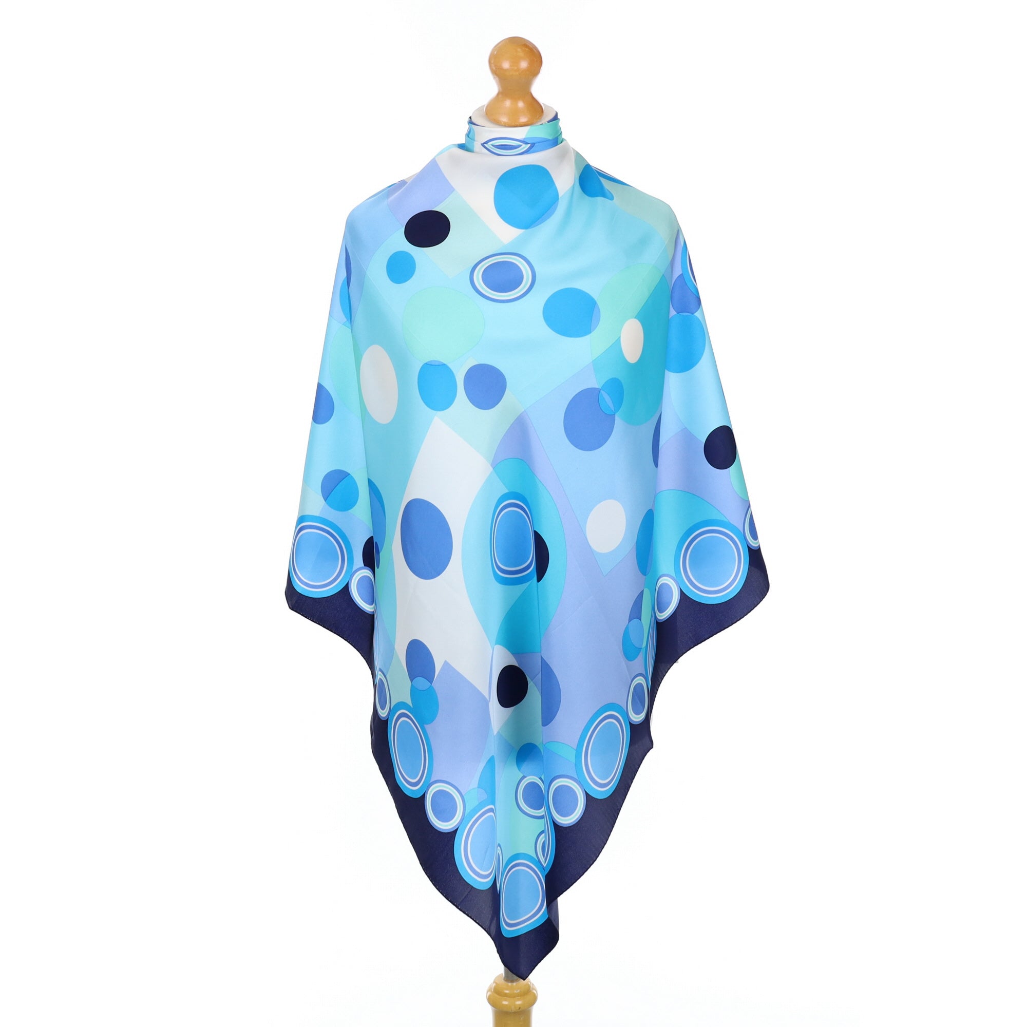 Immaculate Adrienne Landau Circle Pattern Silk Scarf