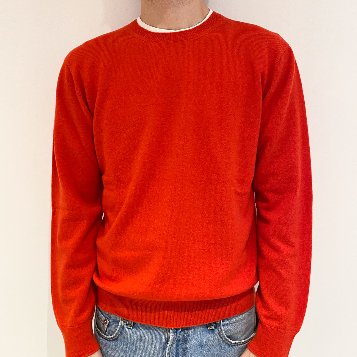 Men’s Brand New Scottish Vermillion Red Crew Neck Jumper Large