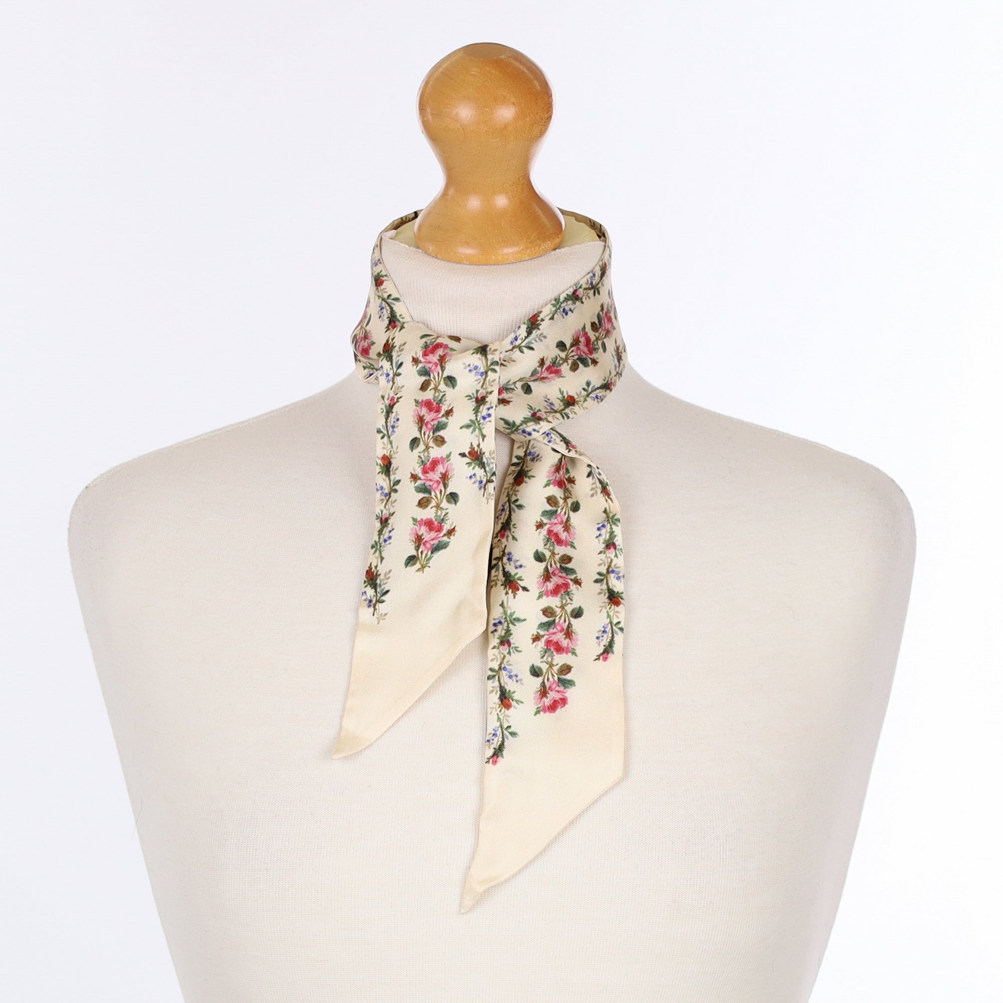 Pristine Boxed Gucci Twilly Silk Scarf