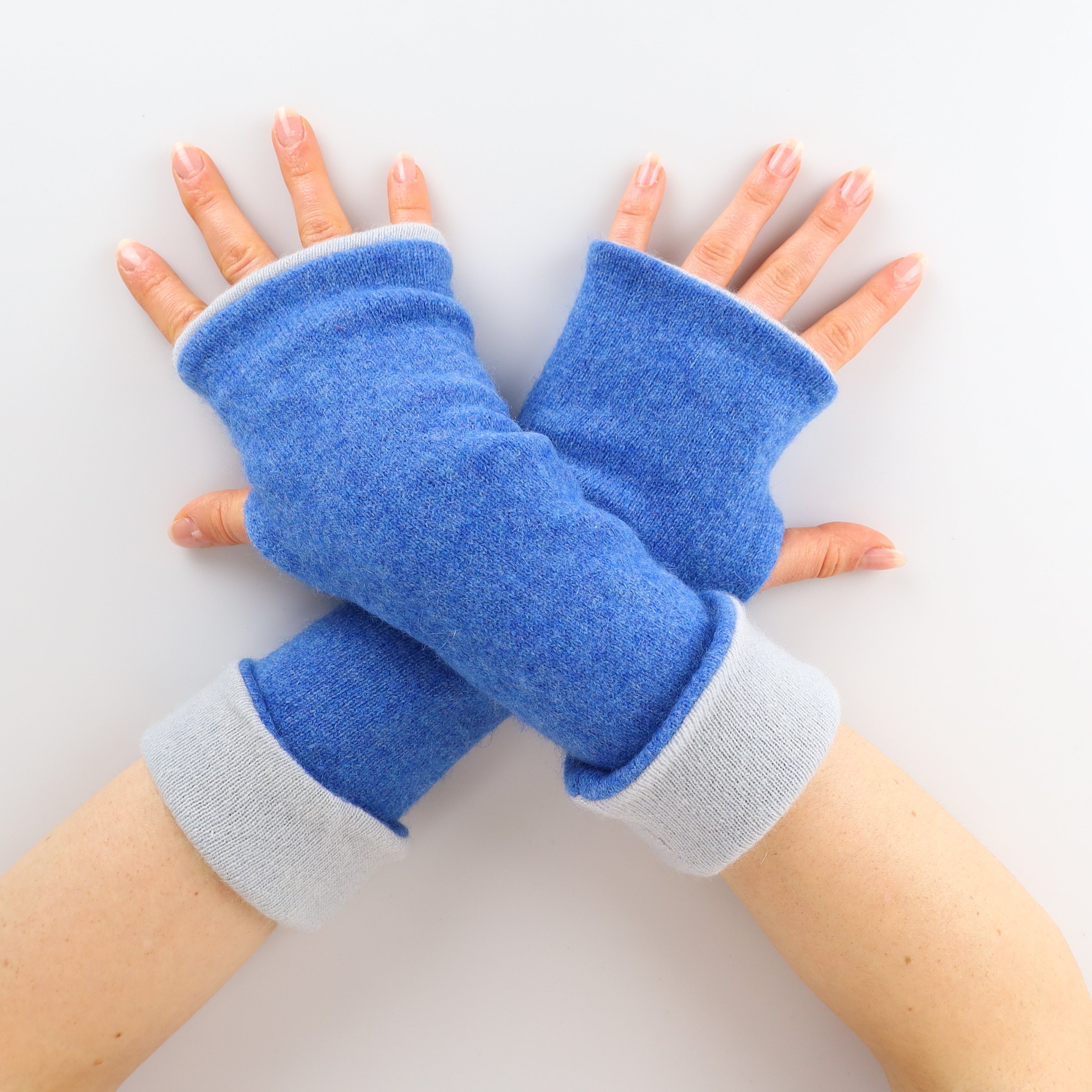 Tanzanite and Dove Grey Reversible Cashmere Fingerless Gloves