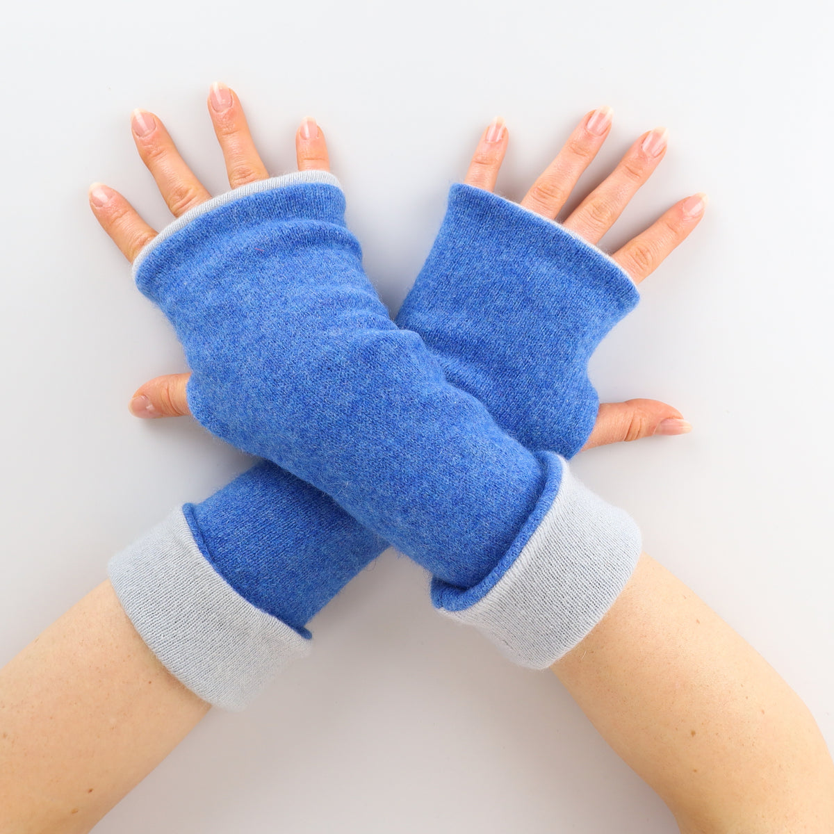 Tanzanite and Dove Grey Reversible Cashmere Fingerless Gloves