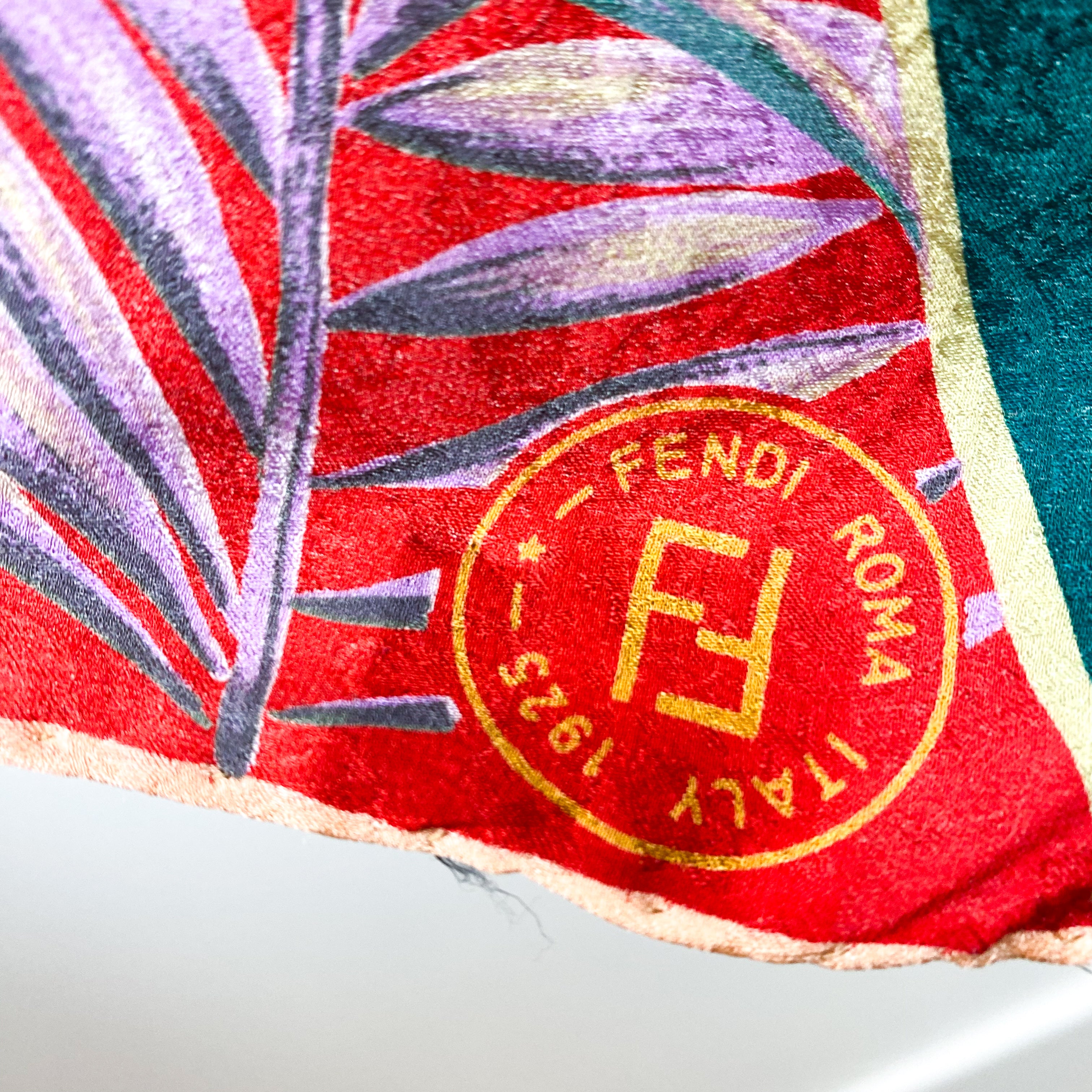 Stunning Fendi Designer Vintage Silk Scarf