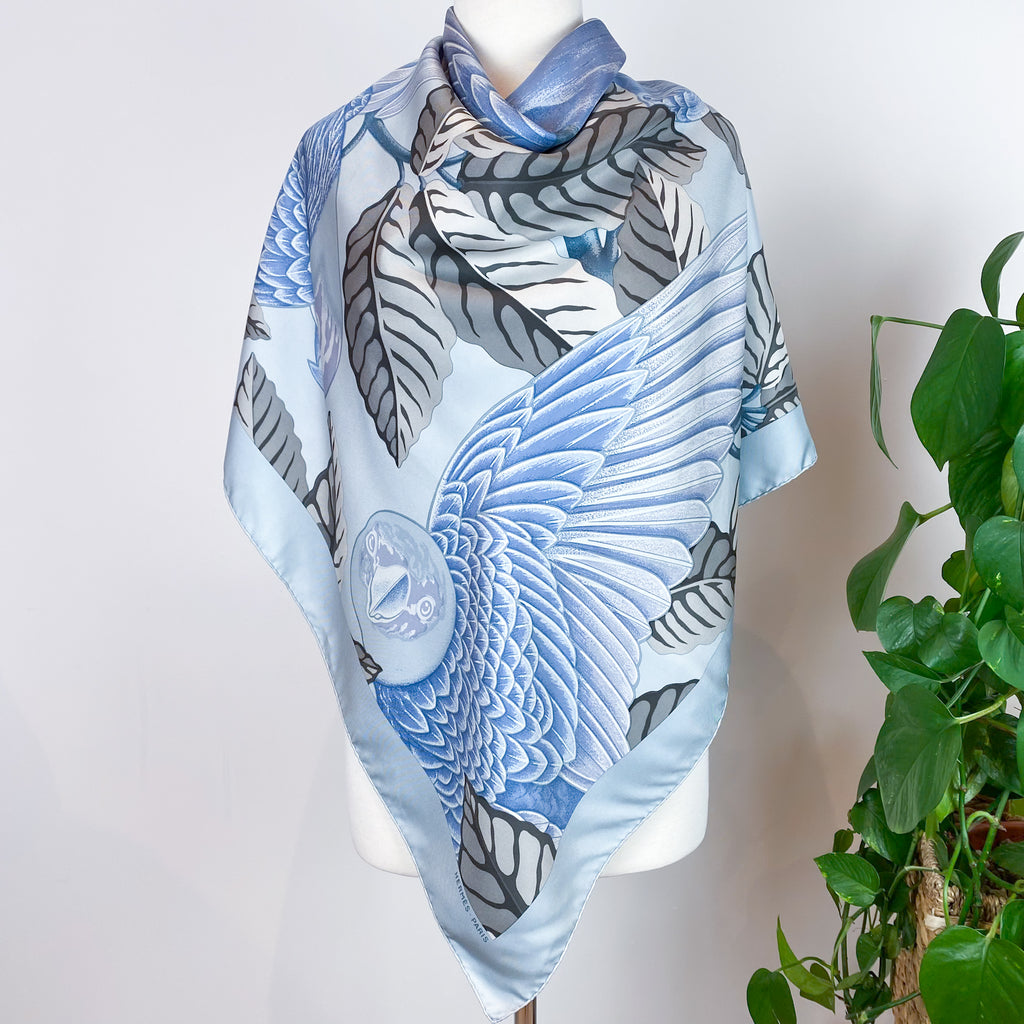 Boxed Hermes Les Perroquets Vintage Silk Scarf