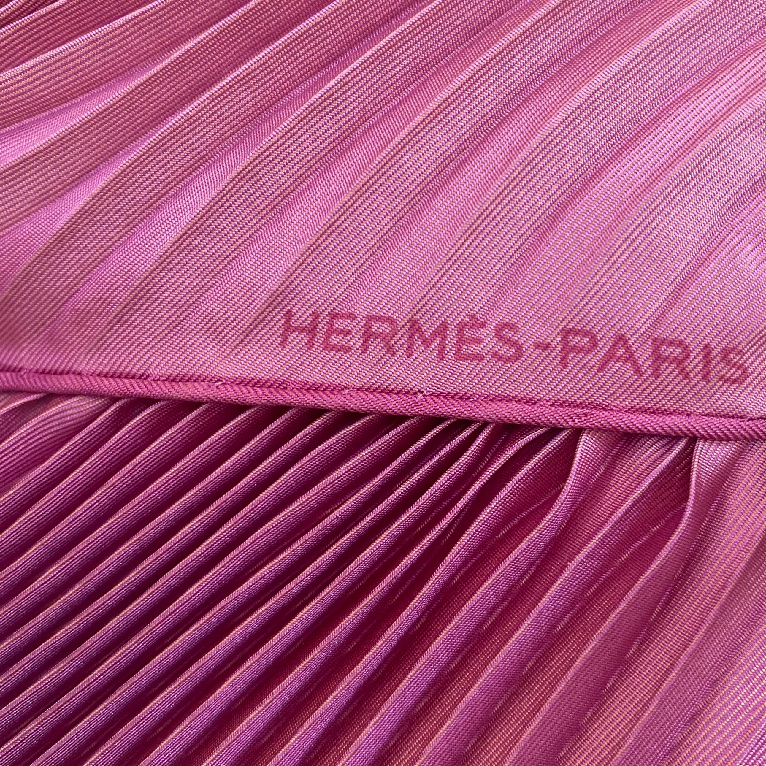 Pristine Boxed Hermès Plissé Silk Scarf