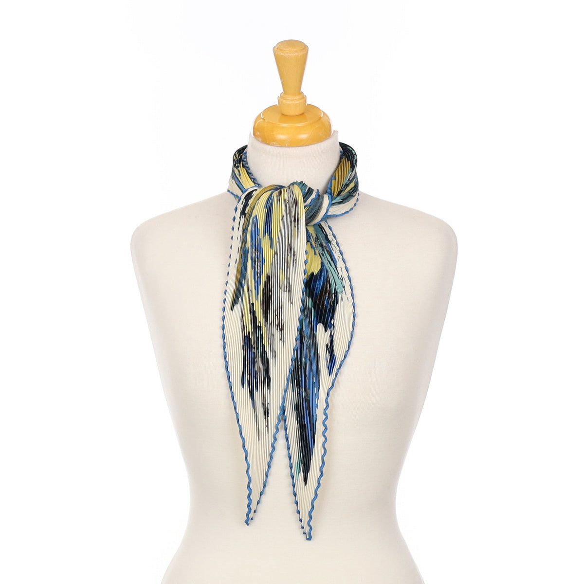 Hermès Boxed Pierre Lot l’Âme Voyageuse Plissè Silk Scarf