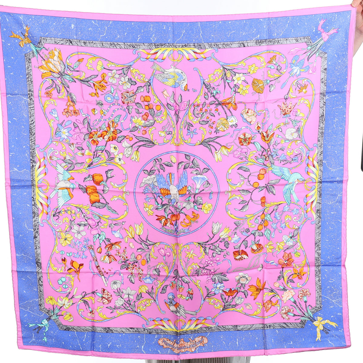 Brand New Boxed Hermès Pierres d’Orient et d’Occident Silk Scarf