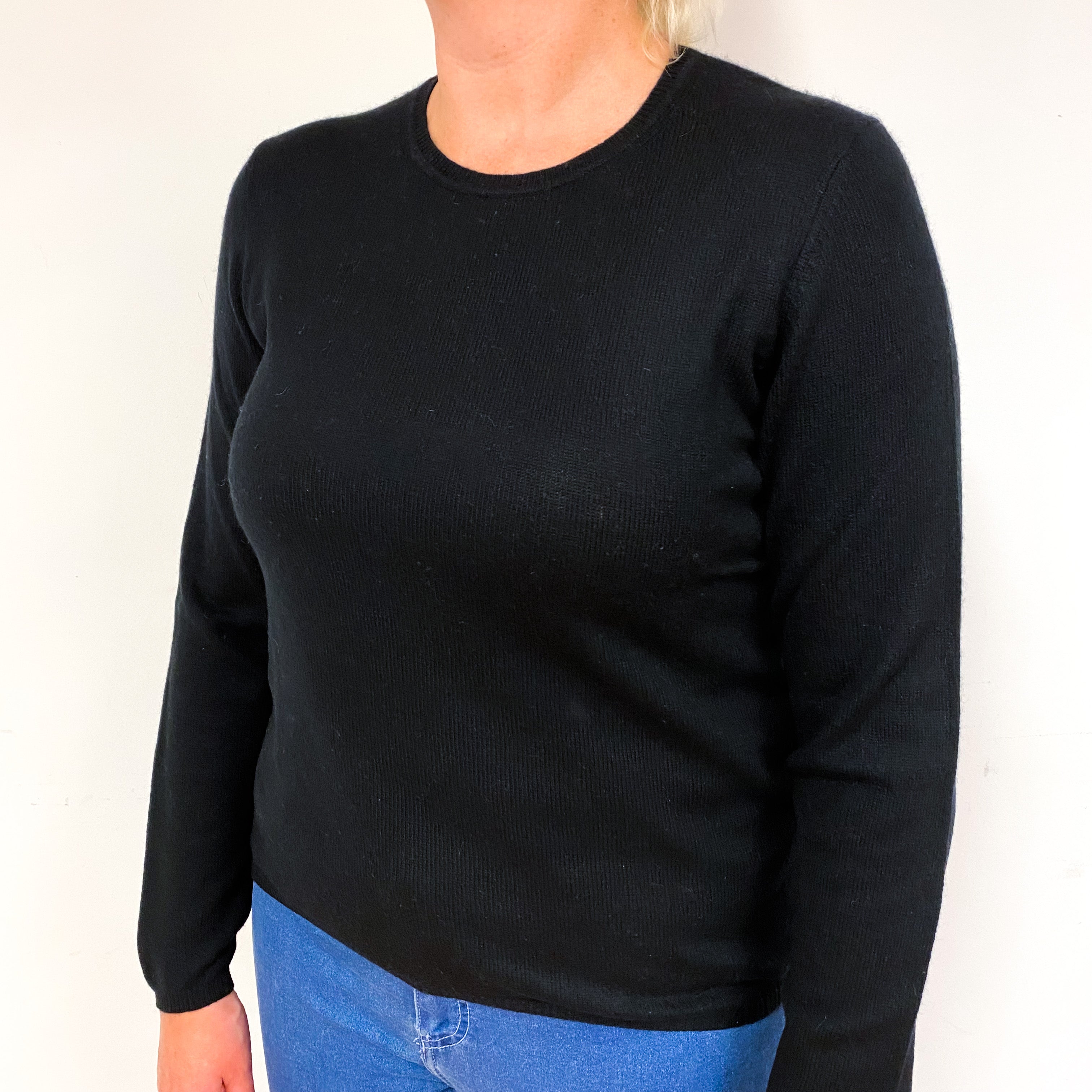 Black Cashmere Crew Neck Jumper Large