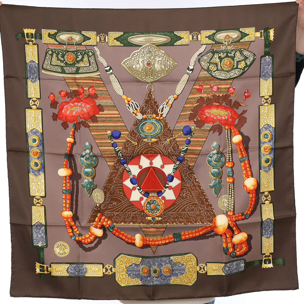 Brand New Boxed Hermès Tibet Silk Scarf
