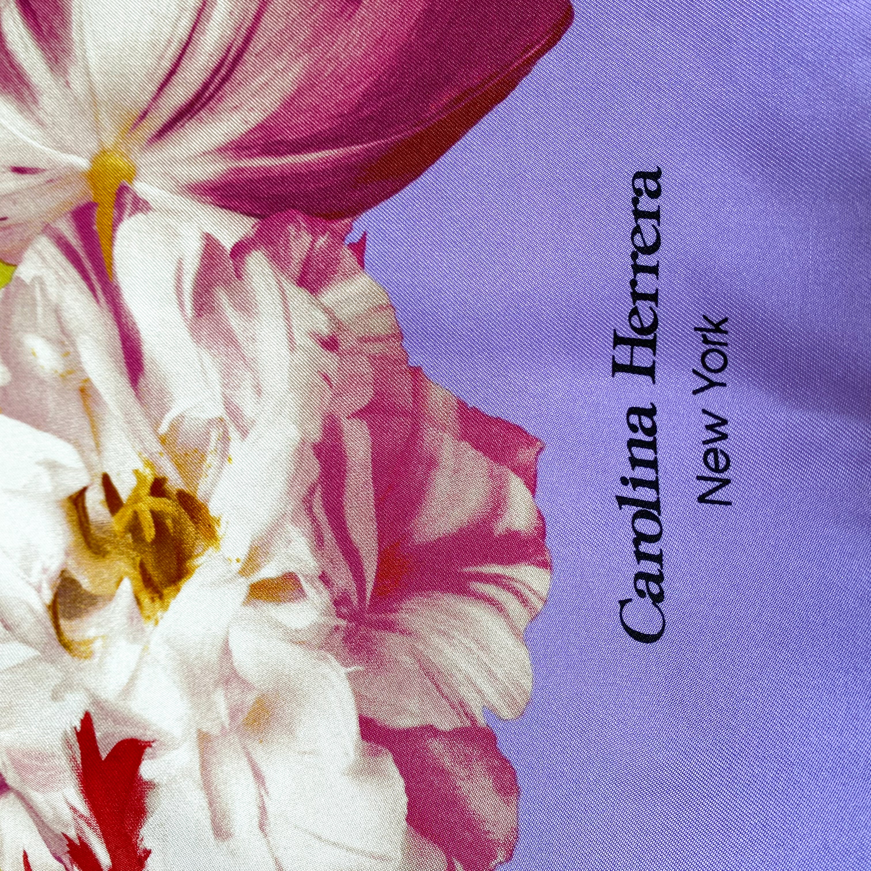 Immaculate Carolina Herrera Designer Silk Scarf
