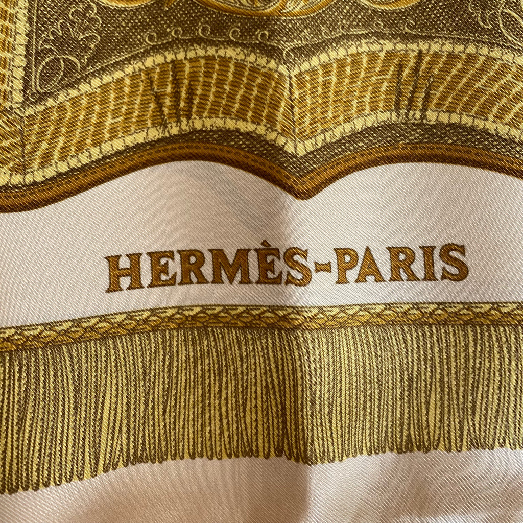 Hermès Poste Et Cavalerie Silk Scarf