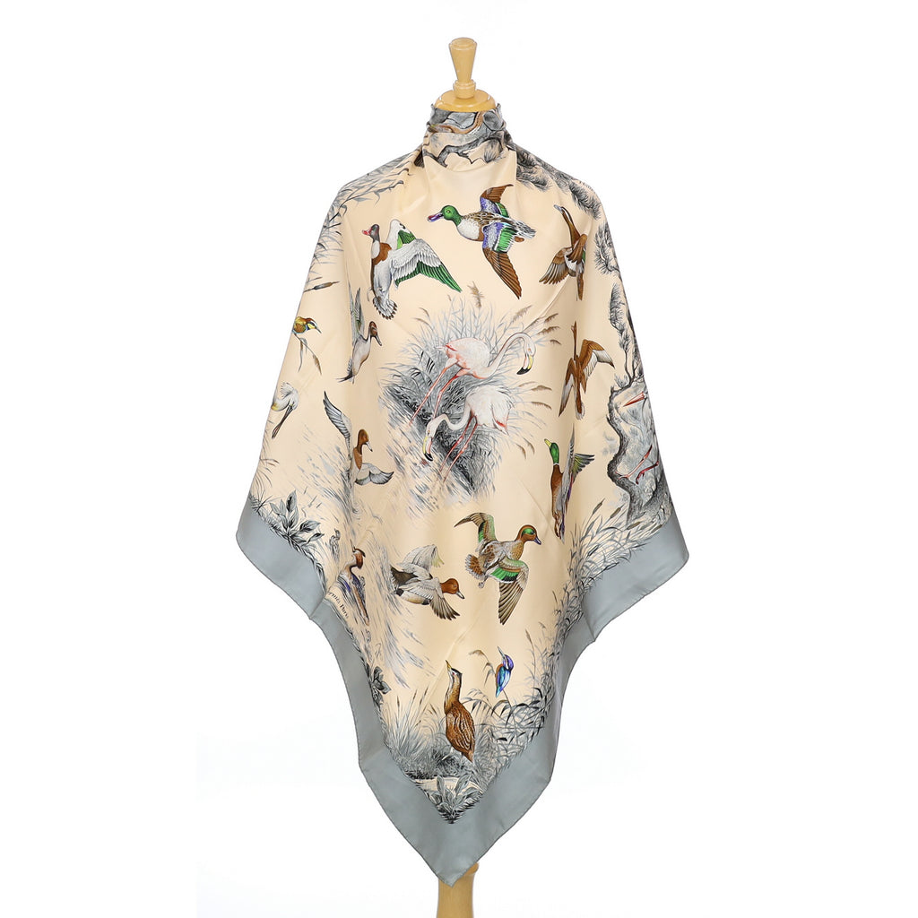 Hermès Halte en Camargue Silk Scarf