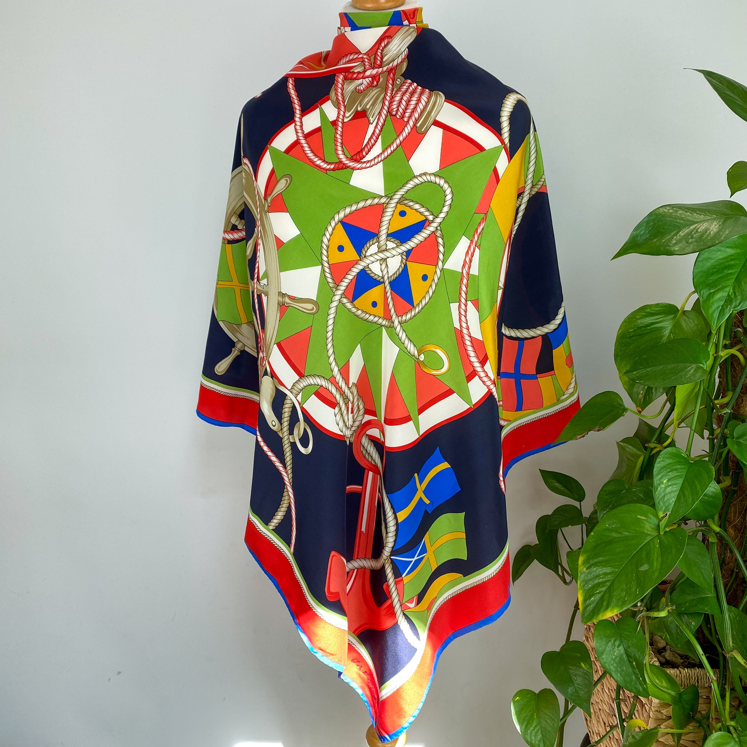 Immaculate Jaeger Colourful Vintage Silk Scarf