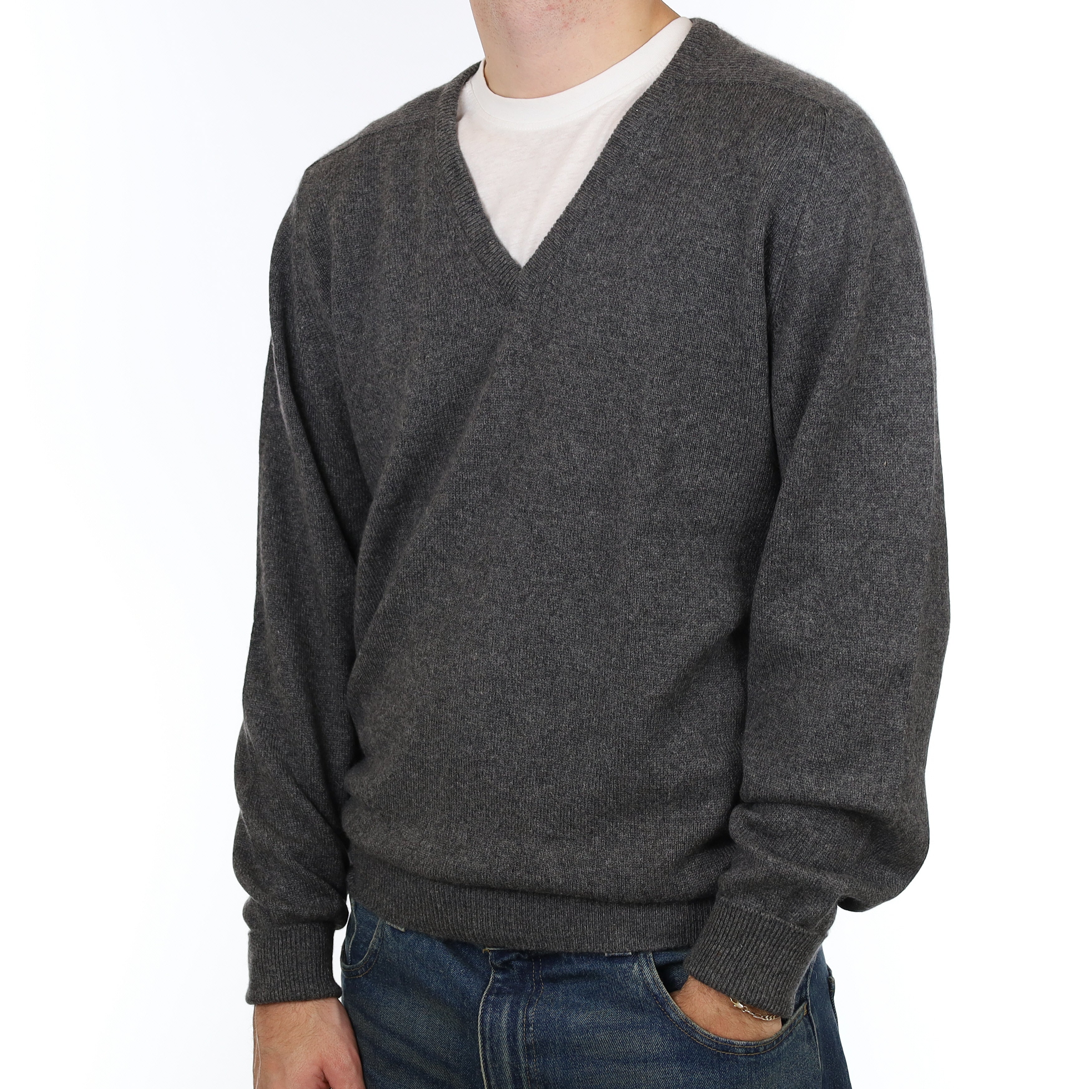 Men’s Scottish Vintage Slate Grey Cashmere V Neck Jumper Large