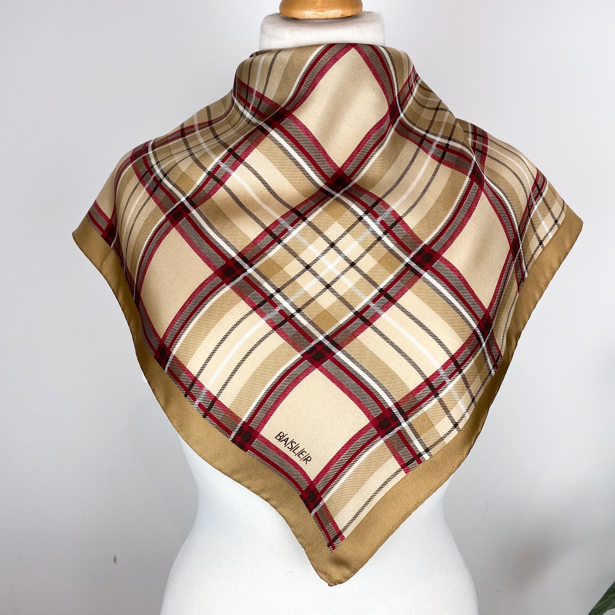 Brand New Basler Small Designer Silk Scarf