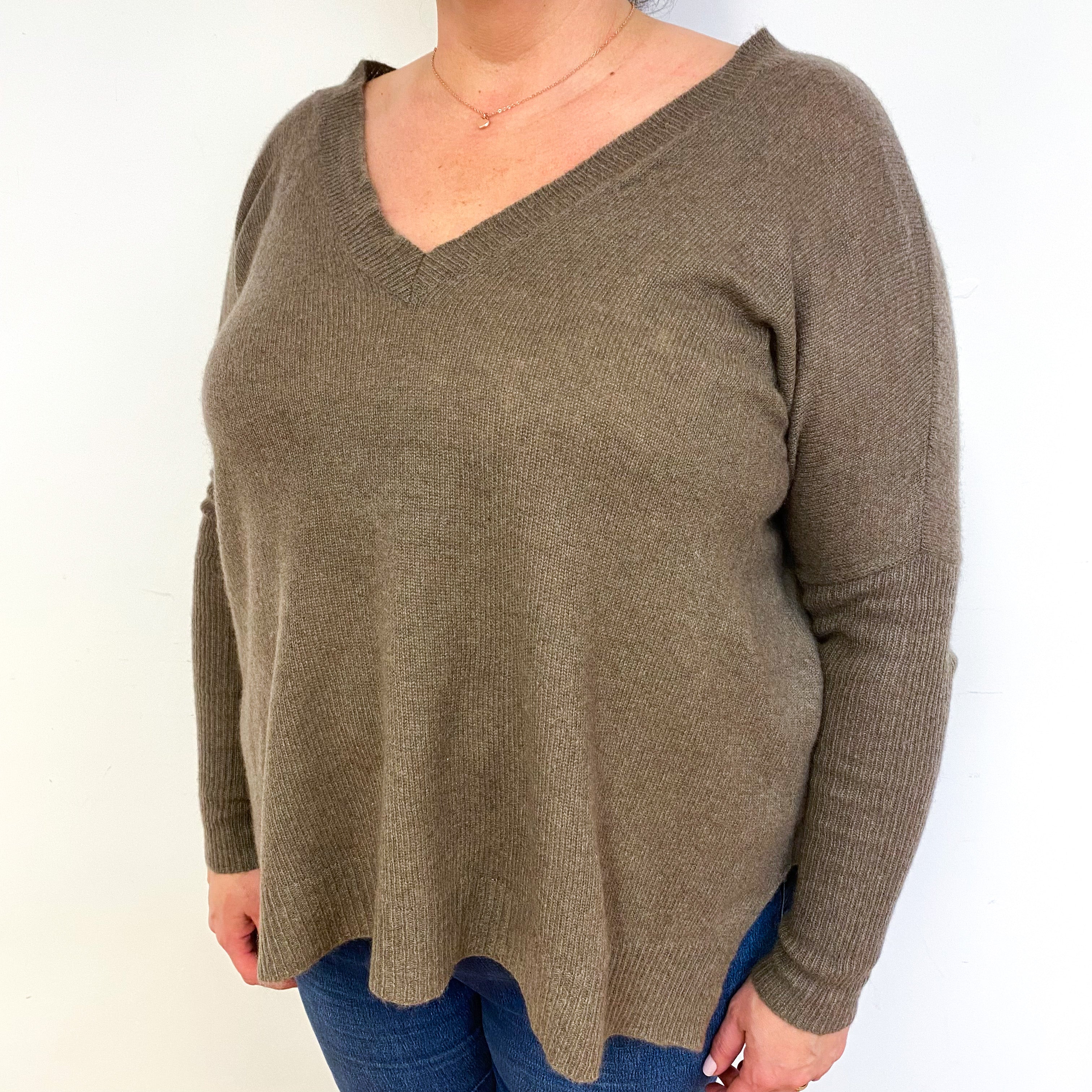 Mocha Brown Lightweight Cashmere V-Neck Jumper Extra Large