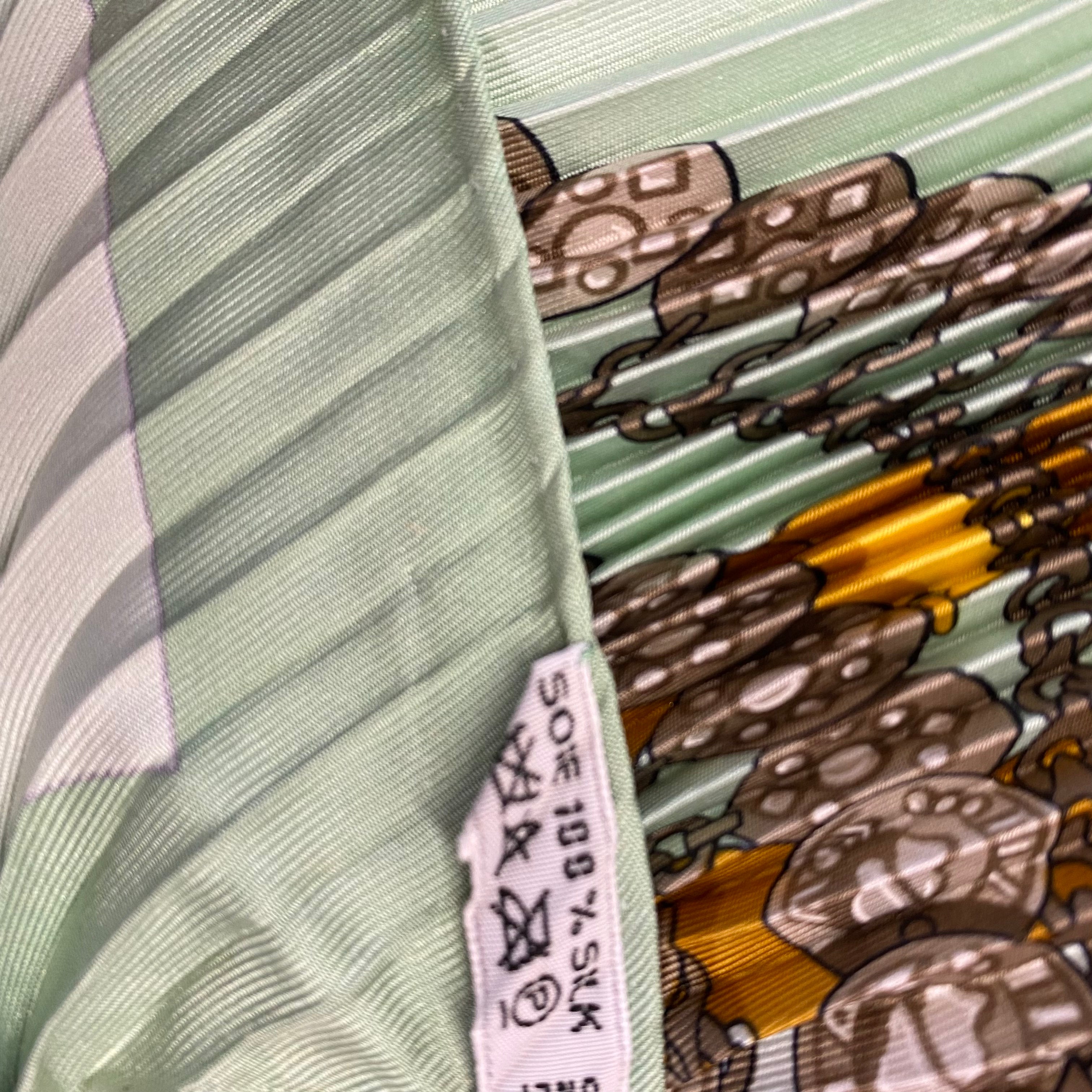 Boxed Hermès Kosmima Plissé Silk Scarf