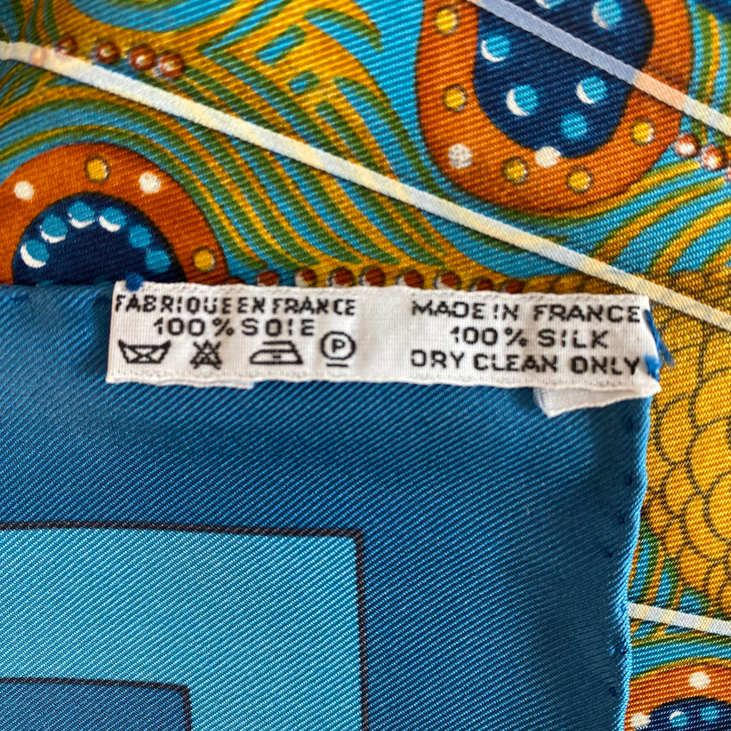 Brand New Boxed Hermès Brise de Charme Silk Scarf