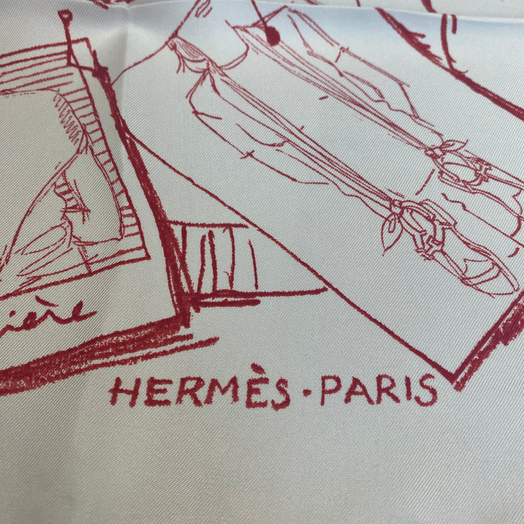Boxed Hermès 70 Instructions su L’art de Nouser et Porter Votre Carre Silk Scarf