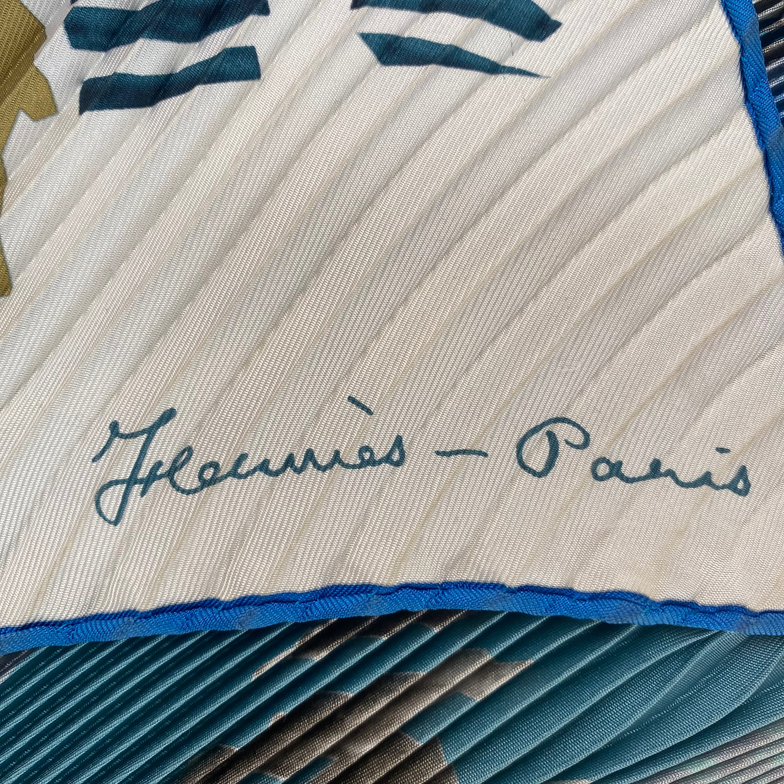 Hermès Boxed Pierre Lot l’Âme Voyageuse Plissè Silk Scarf