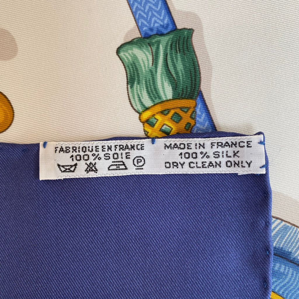 Brand New Boxed Hermès Mémoire d’Hermès Silk Scarf