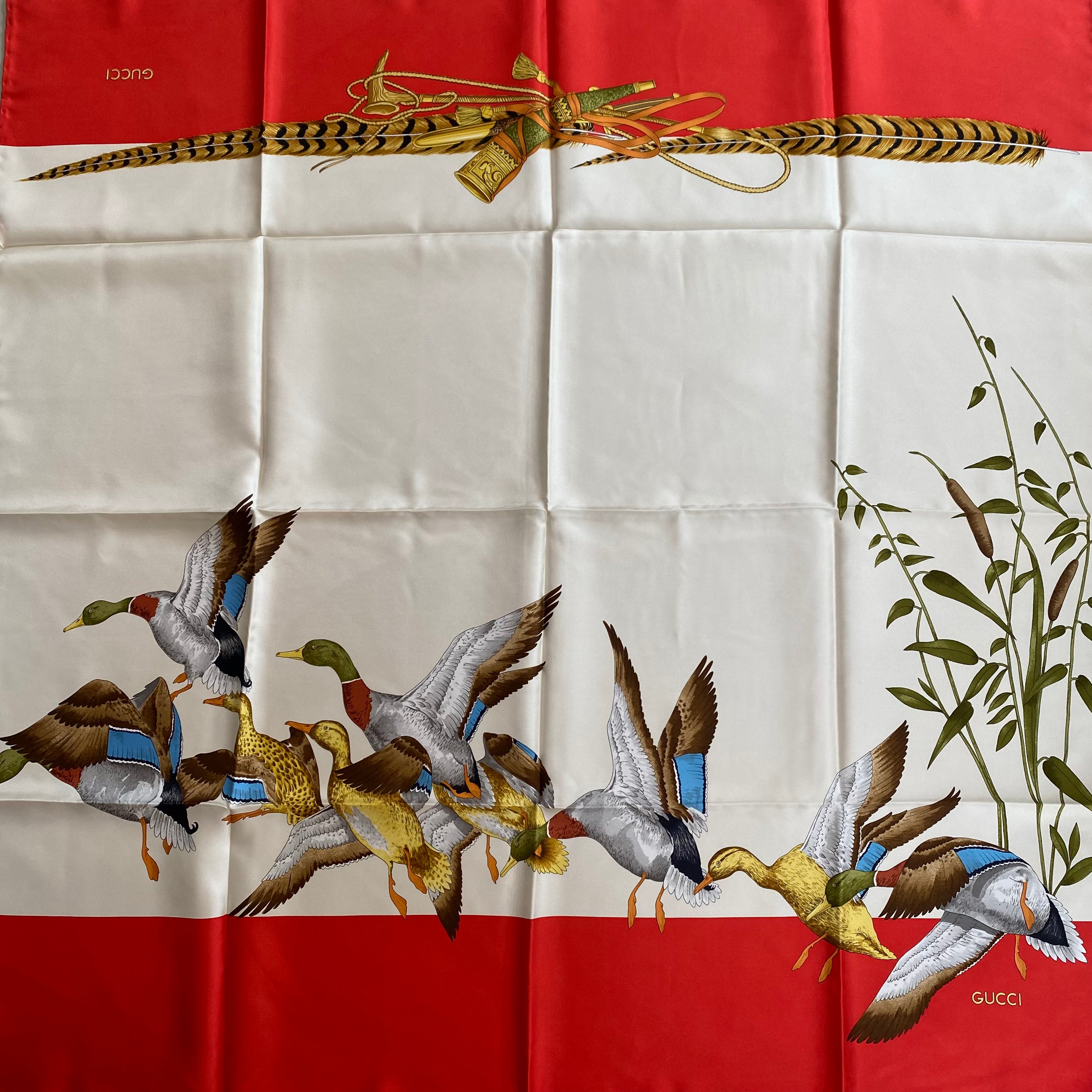 Brand New Gucci Duck Hunt Design Vintage Silk Scarf