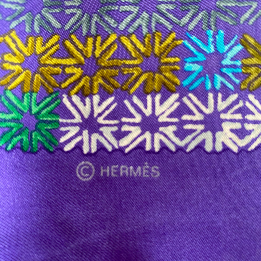 Hermès The Rhythm of China Silk Scarf