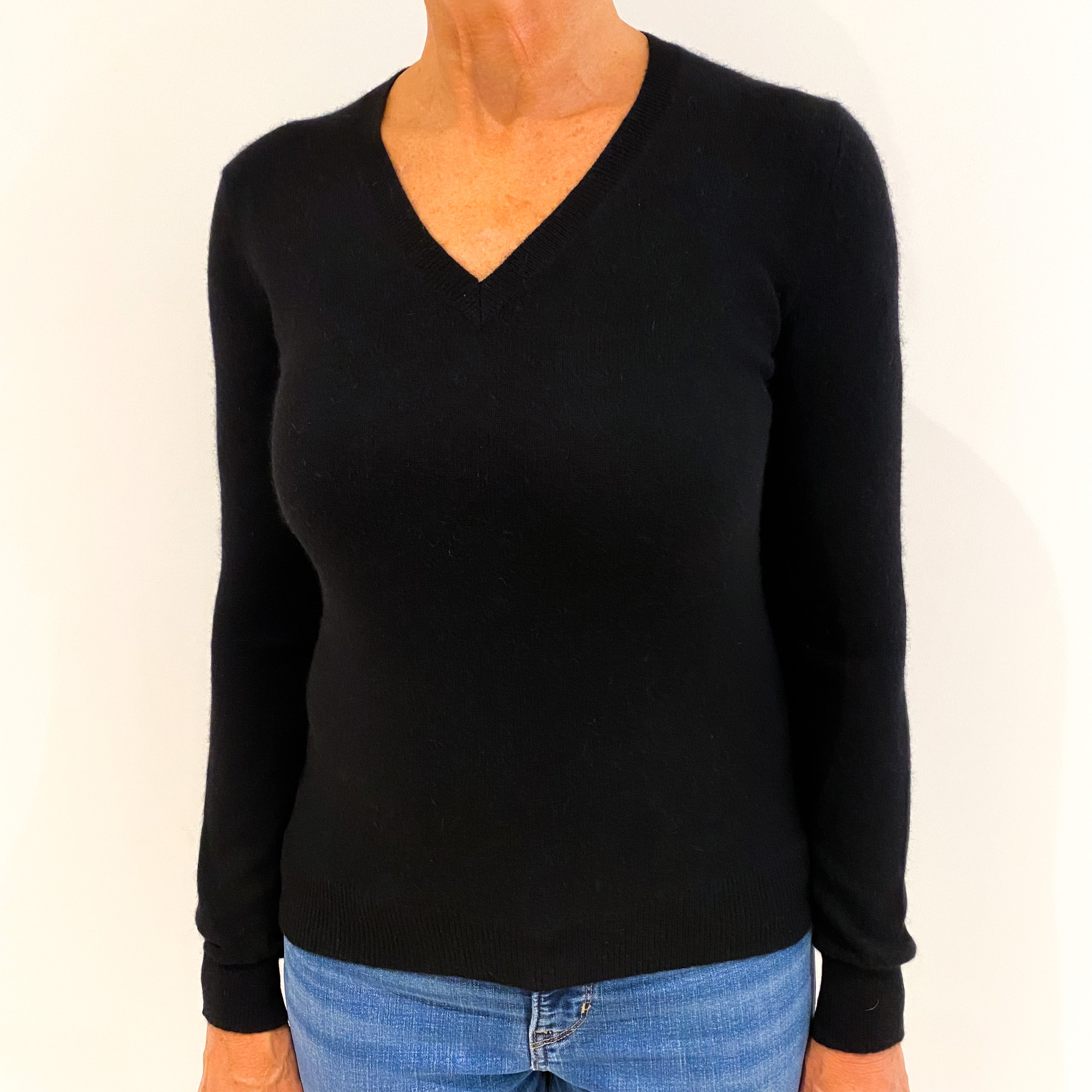 Black Cashmere V-Neck Jumper Medium