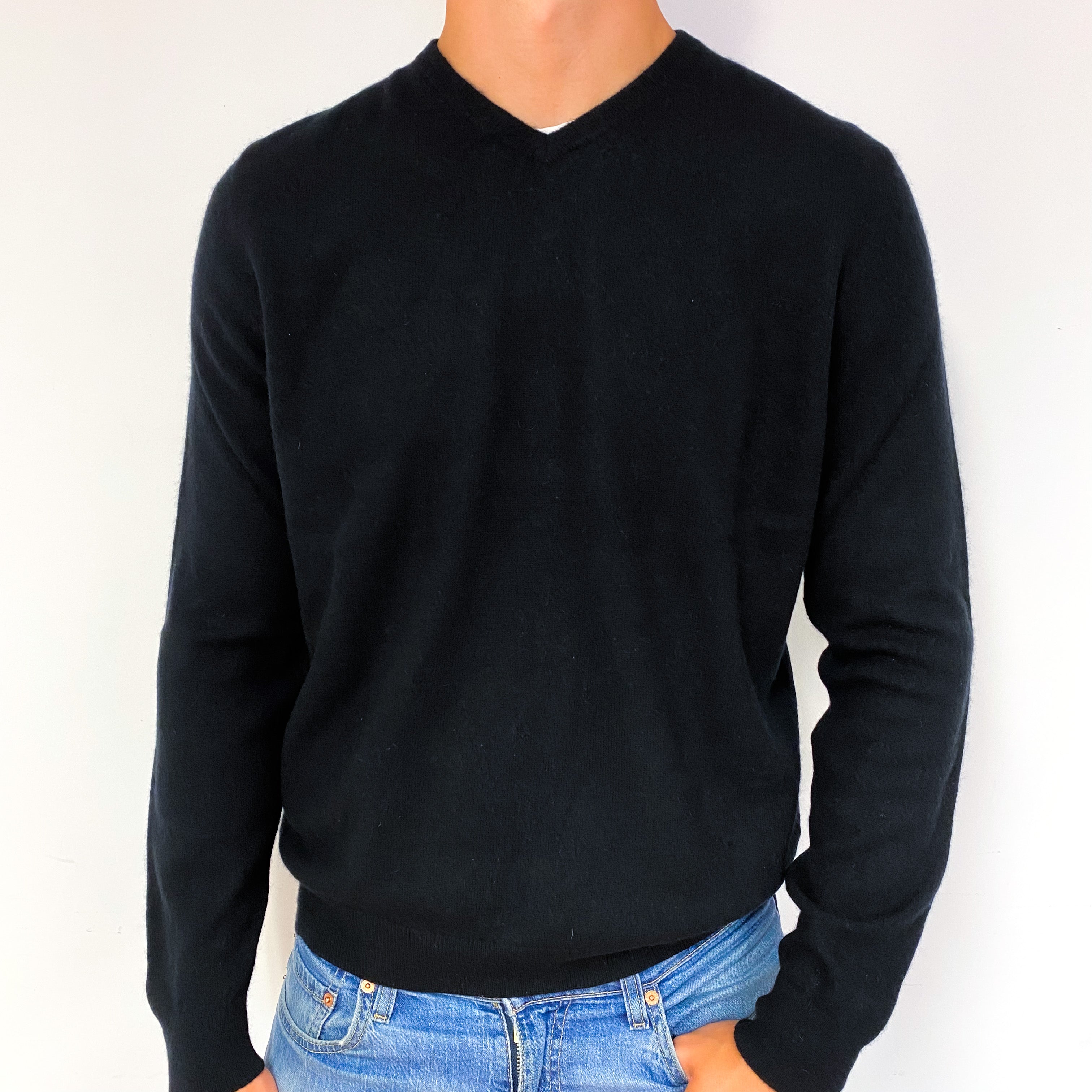 Men's Black Cashmere V-Neck Jumper Extra Large