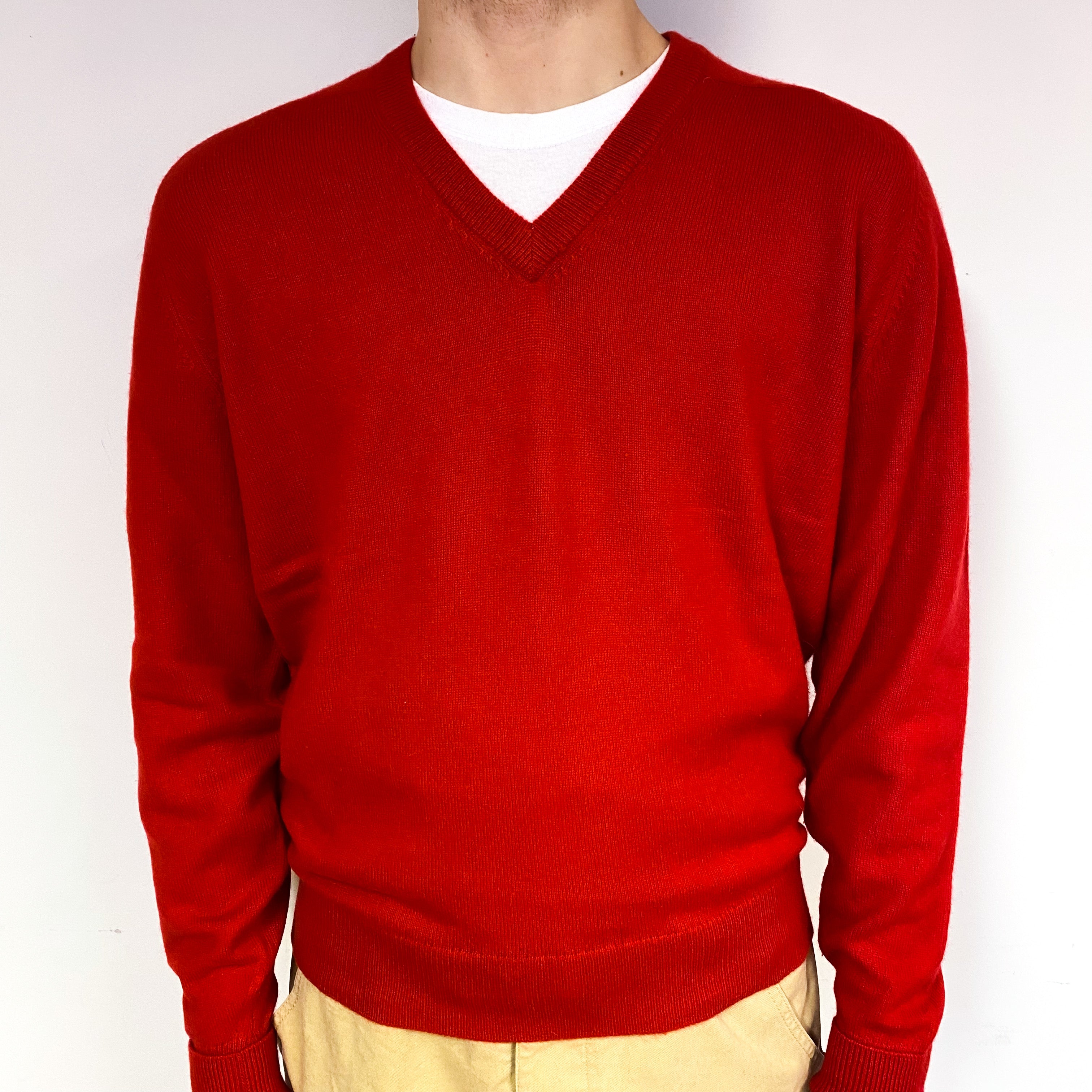 Men's Scarlet Red Cashmere V-Neck Jumper Large