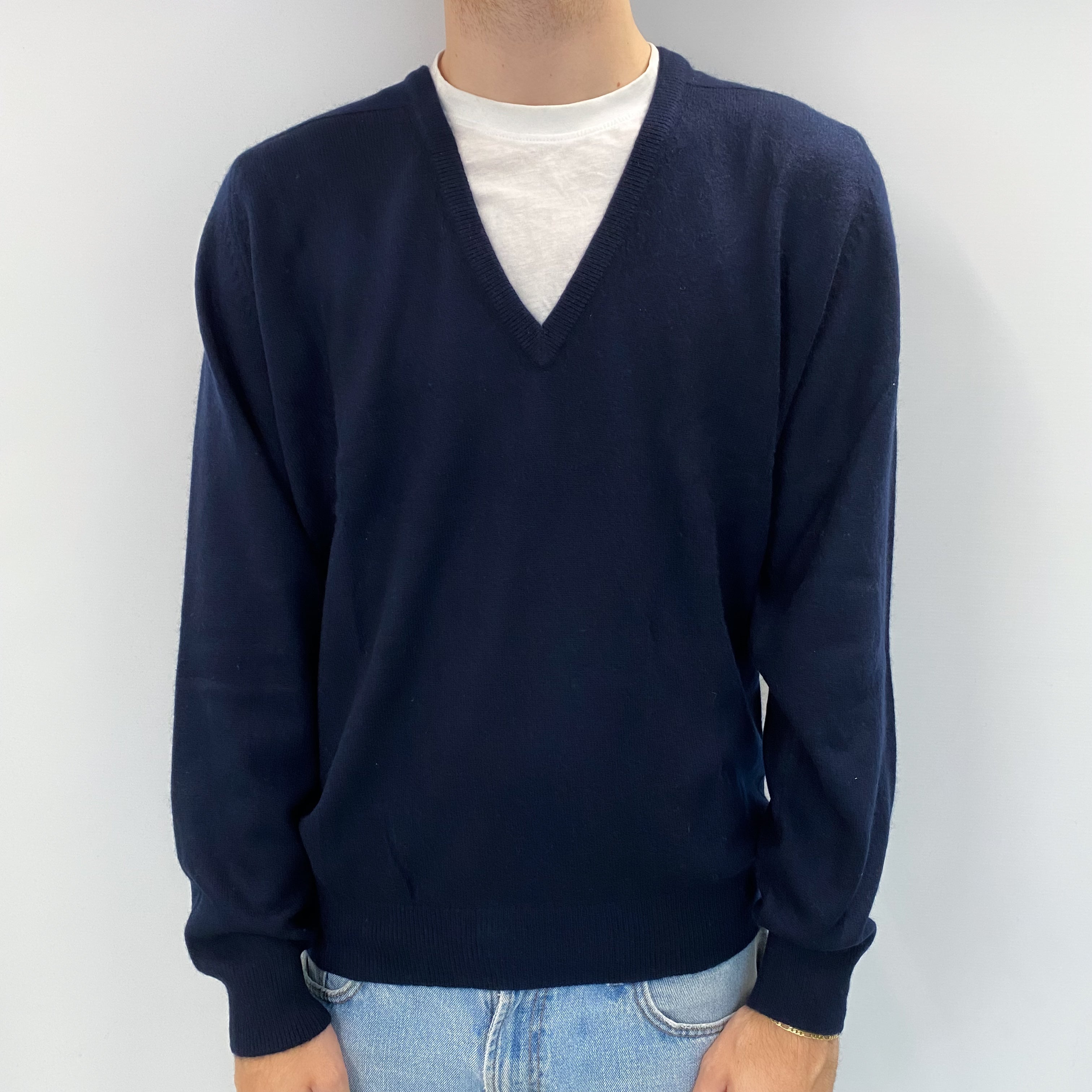 Men's Dark Navy Cashmere V Neck Jumper Large