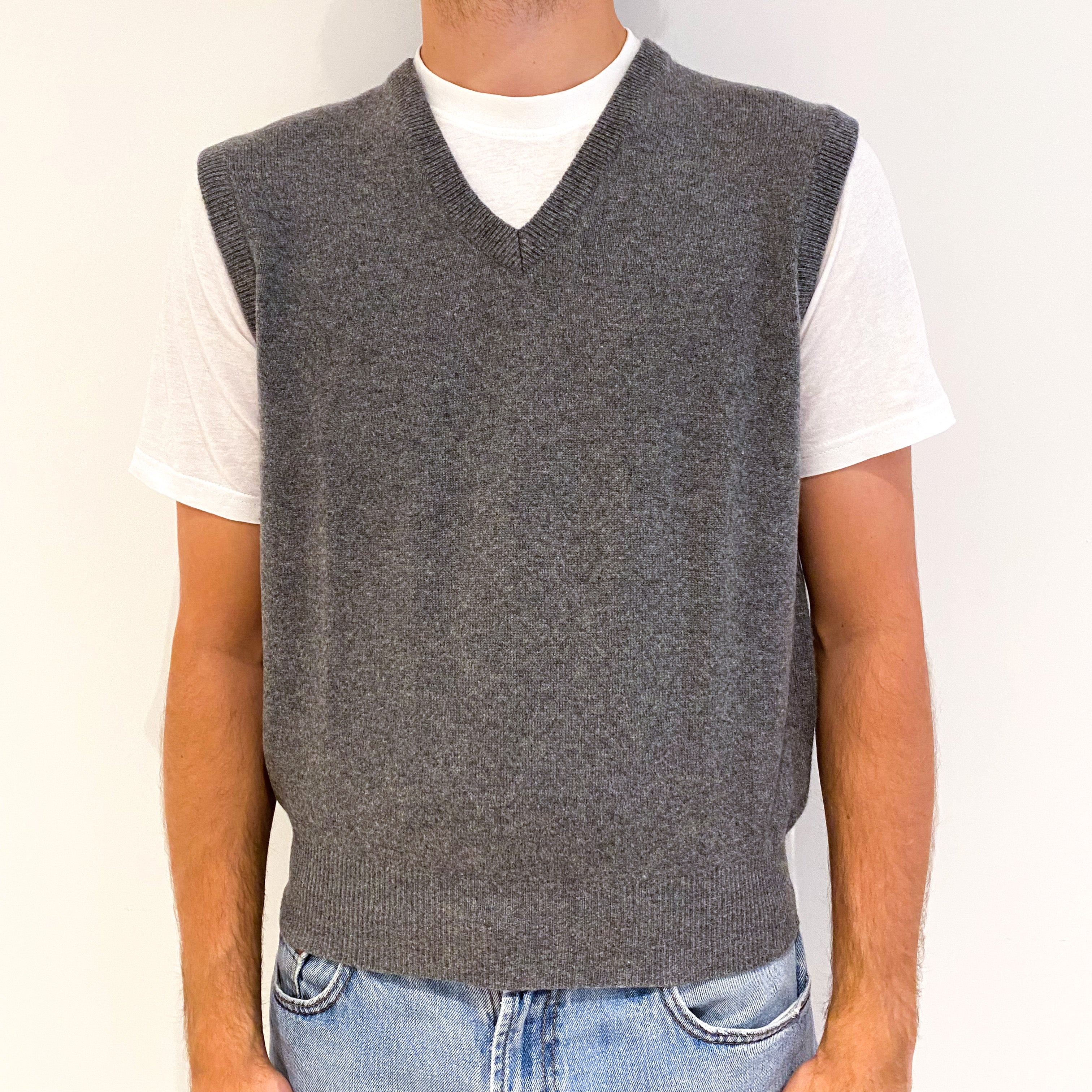 Men's Ash Grey Cashmere V-Neck Sleeveless Jumper Medium