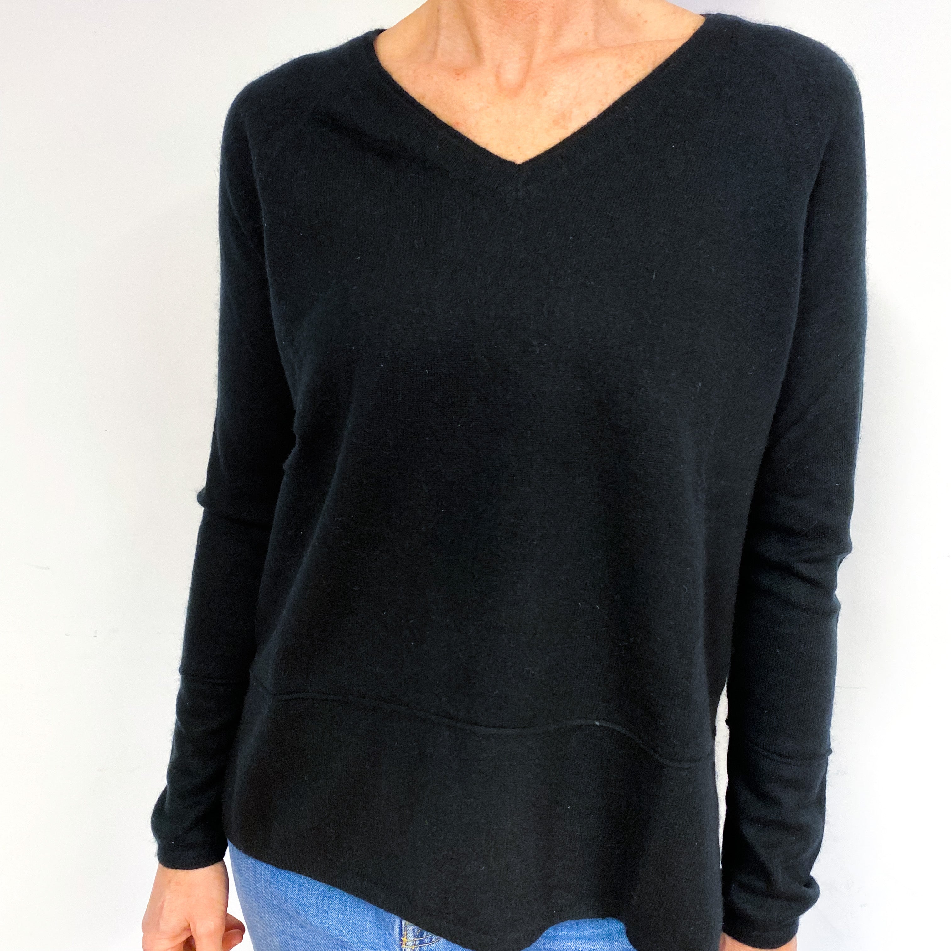 Black Cashmere V-Neck Jumper Medium