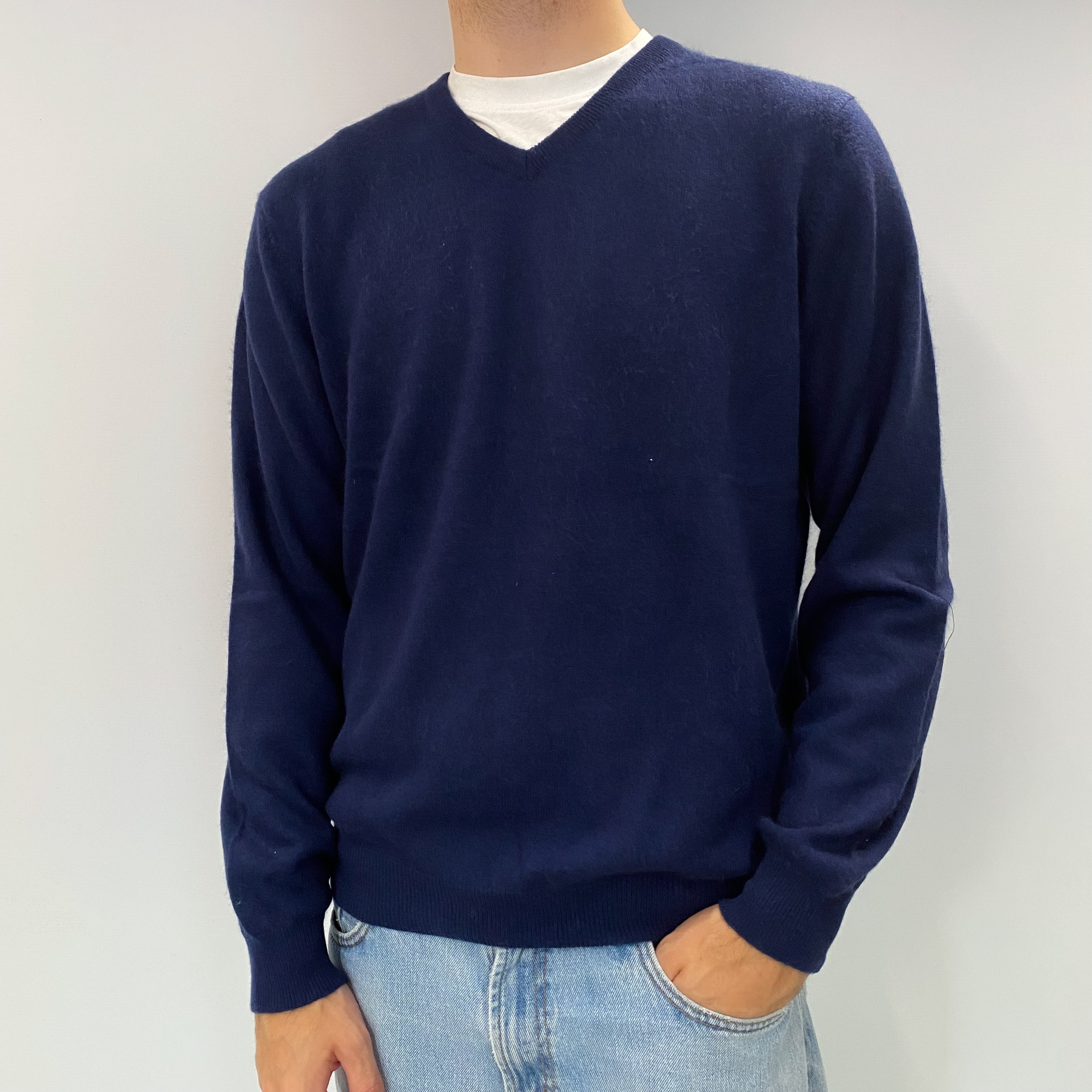 Men's Navy Blue Cashmere V Neck Jumper Large