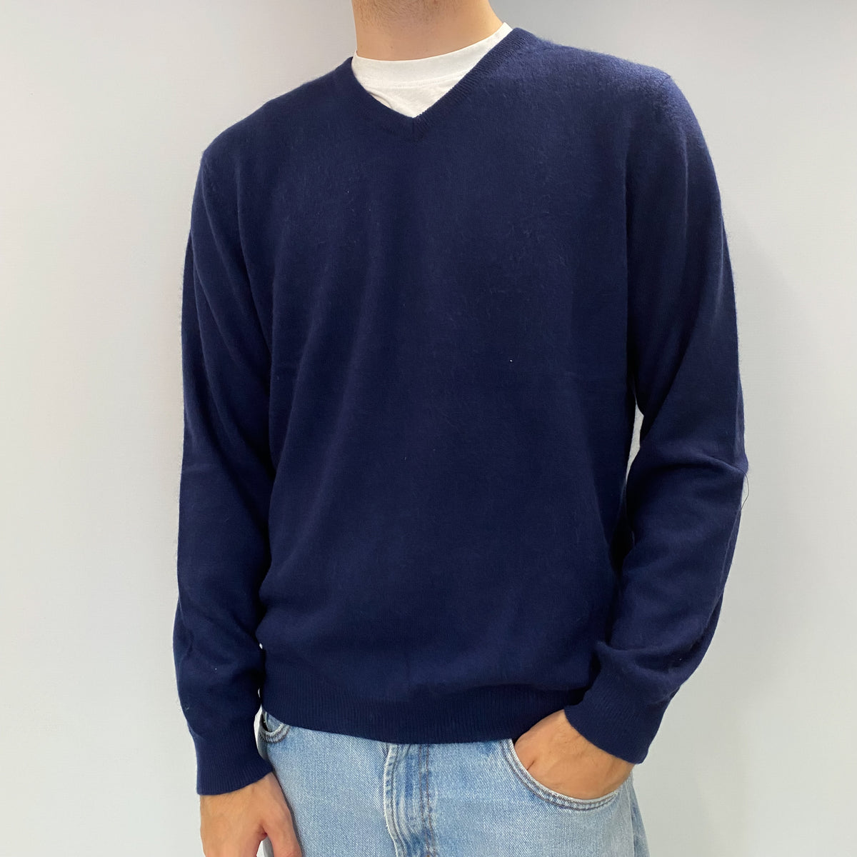 Men's Navy Blue Cashmere V Neck Jumper Large