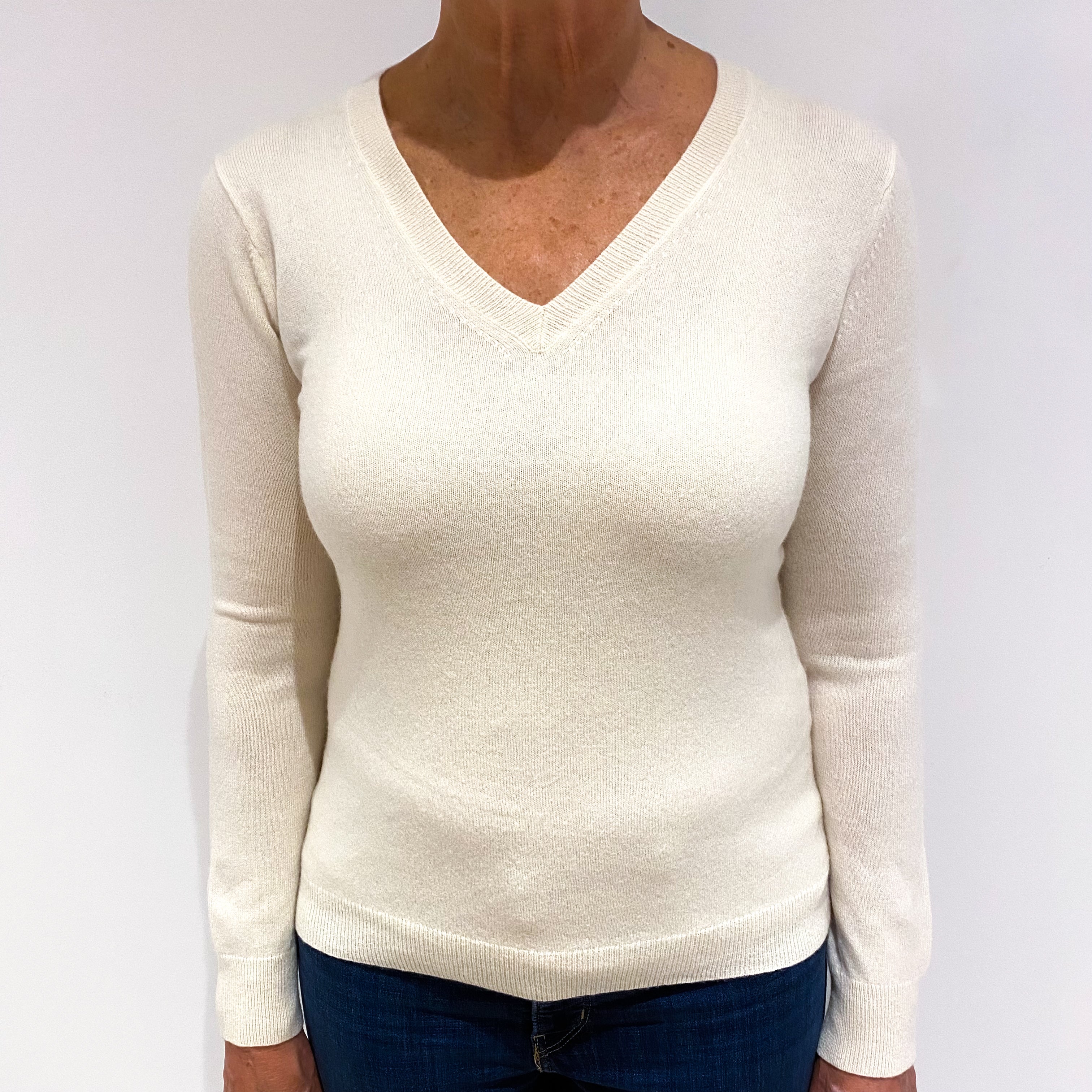 Cream Cashmere V-Neck Jumper Medium
