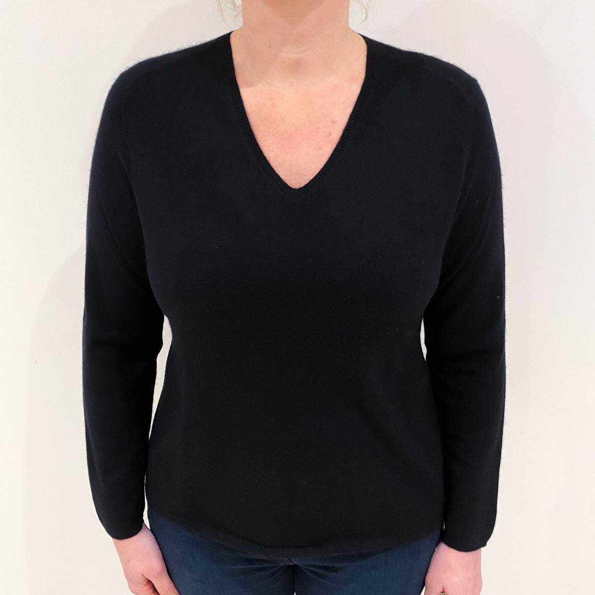 Black Cashmere V Neck Jumper Large