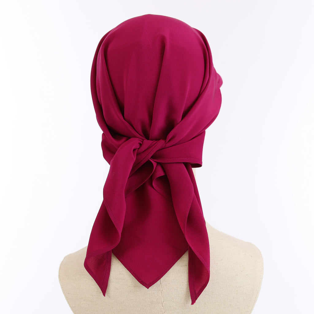 Boxed Hermès Fuchsia Silk Cap