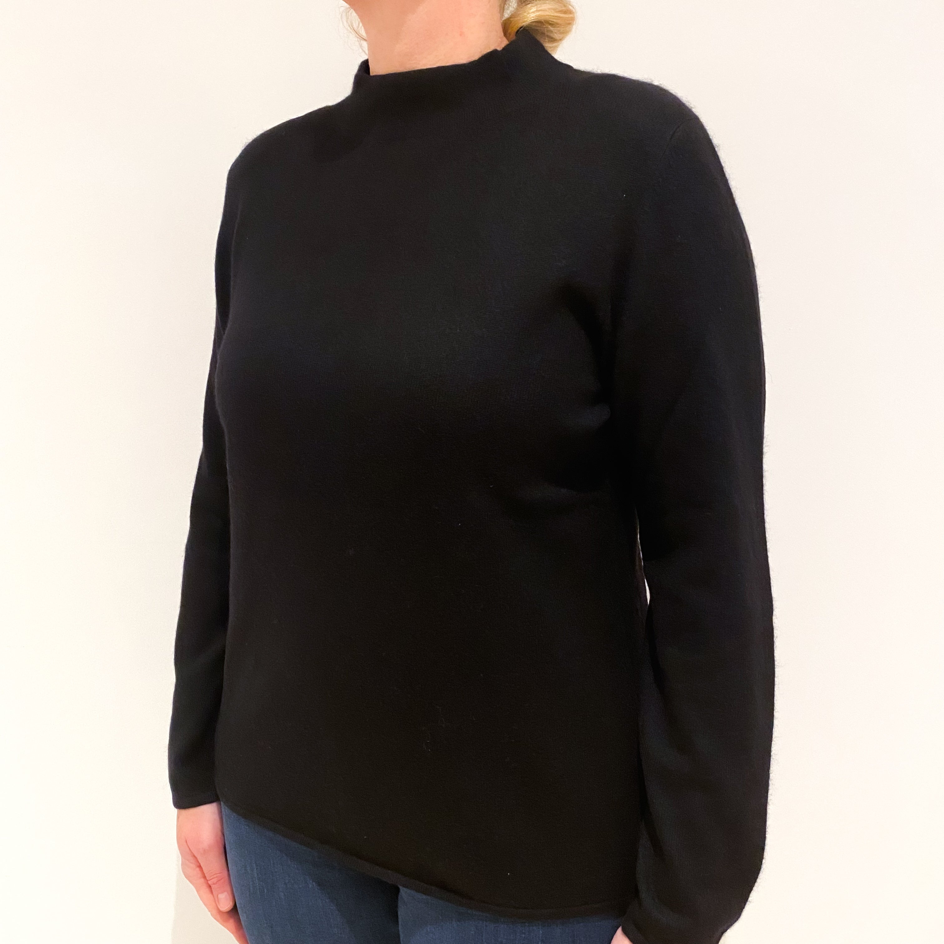 Black Cashmere Turtle Neck Jumper Large
