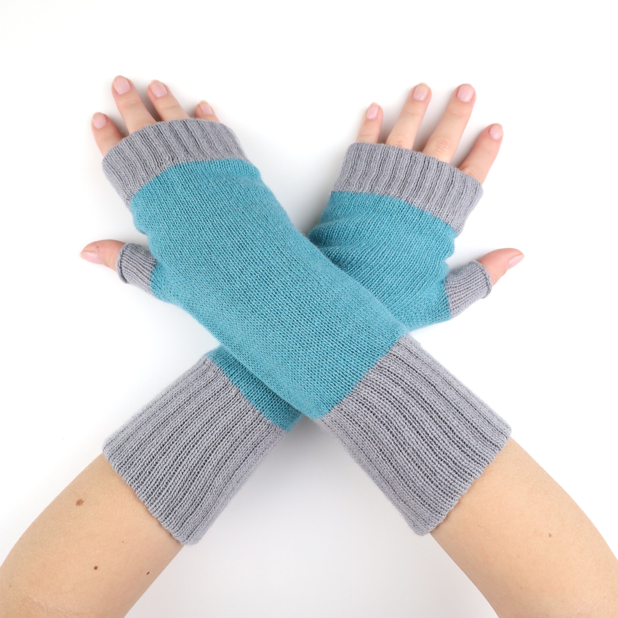 Brand New Scottish Turquoise and Grey Fingerless Gloves