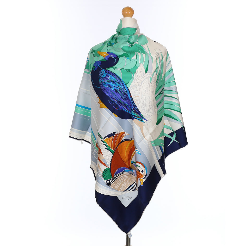 Brand New Gucci Duck Design Vintage Silk Scarf