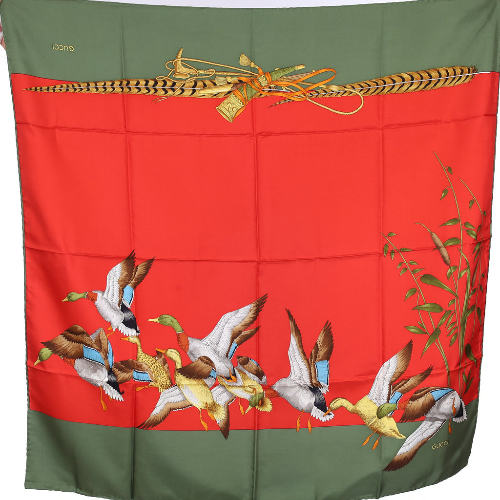 Brand New Gucci Red and Green Ducks in Flight Vintage Silk Scarf