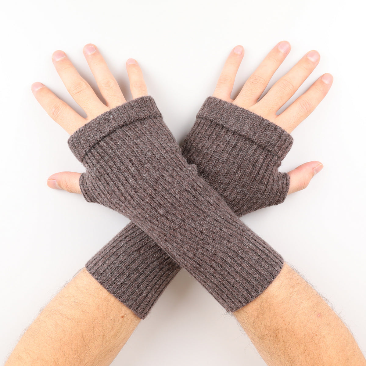 Men's Peppercorn Brown Ribbed Fingerless Gloves