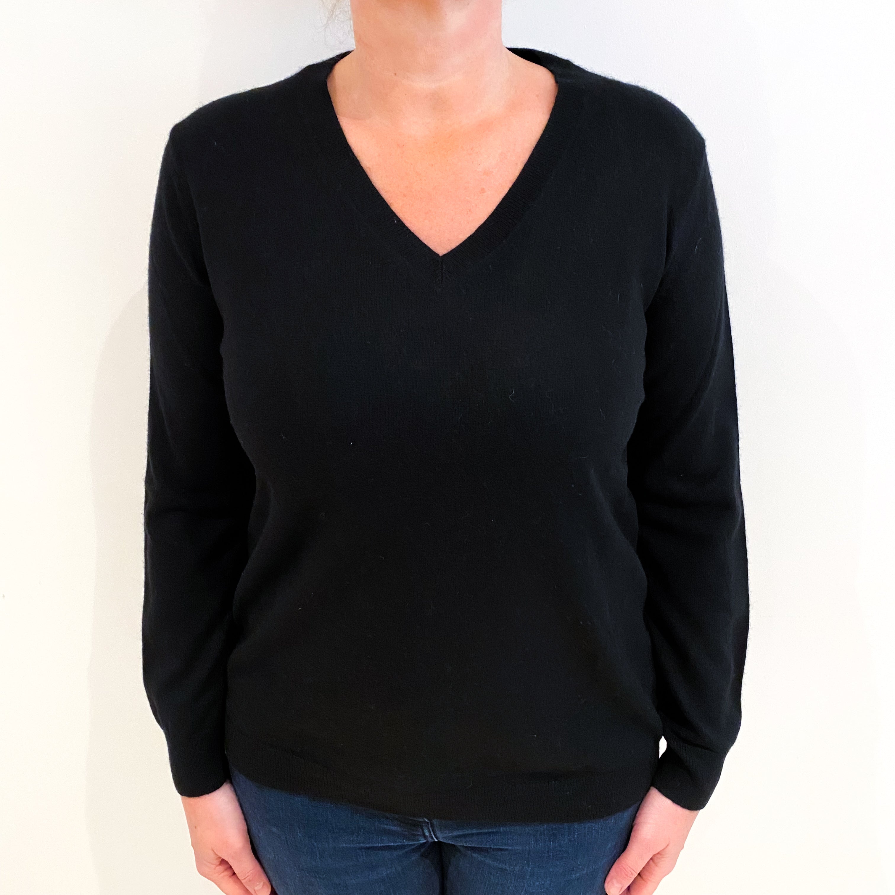 Black Cashmere V Neck Jumper Large