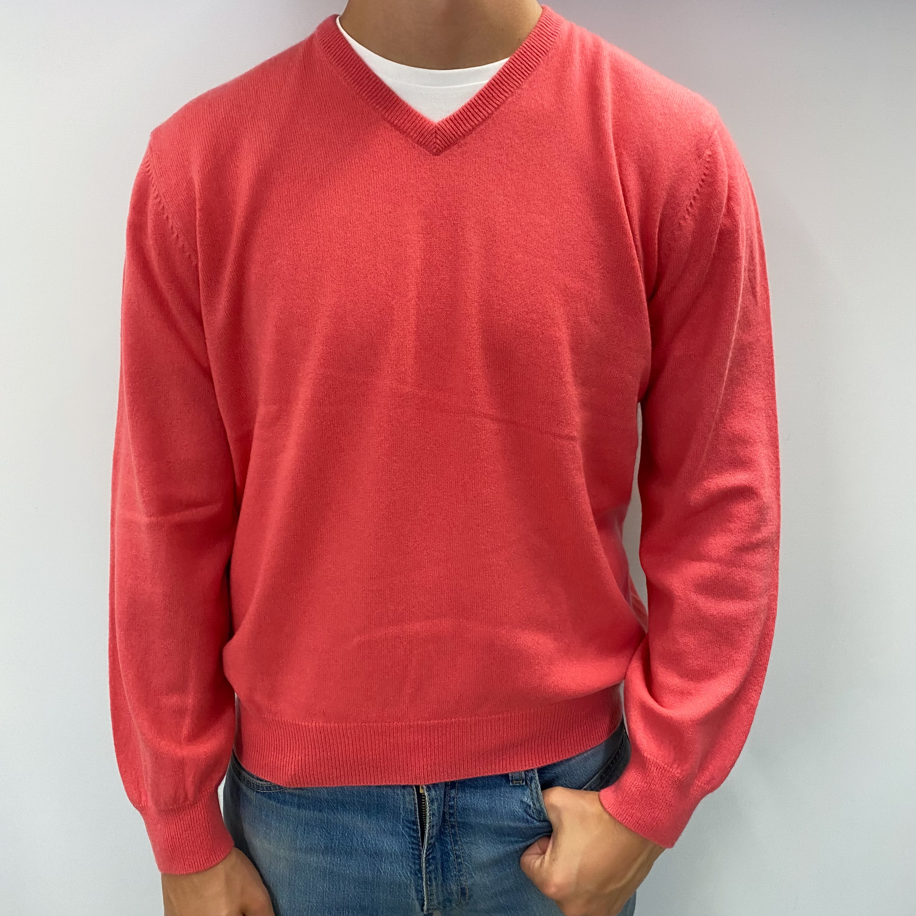 Men's Bubblegum Pink Cashmere V Neck Jumper XL