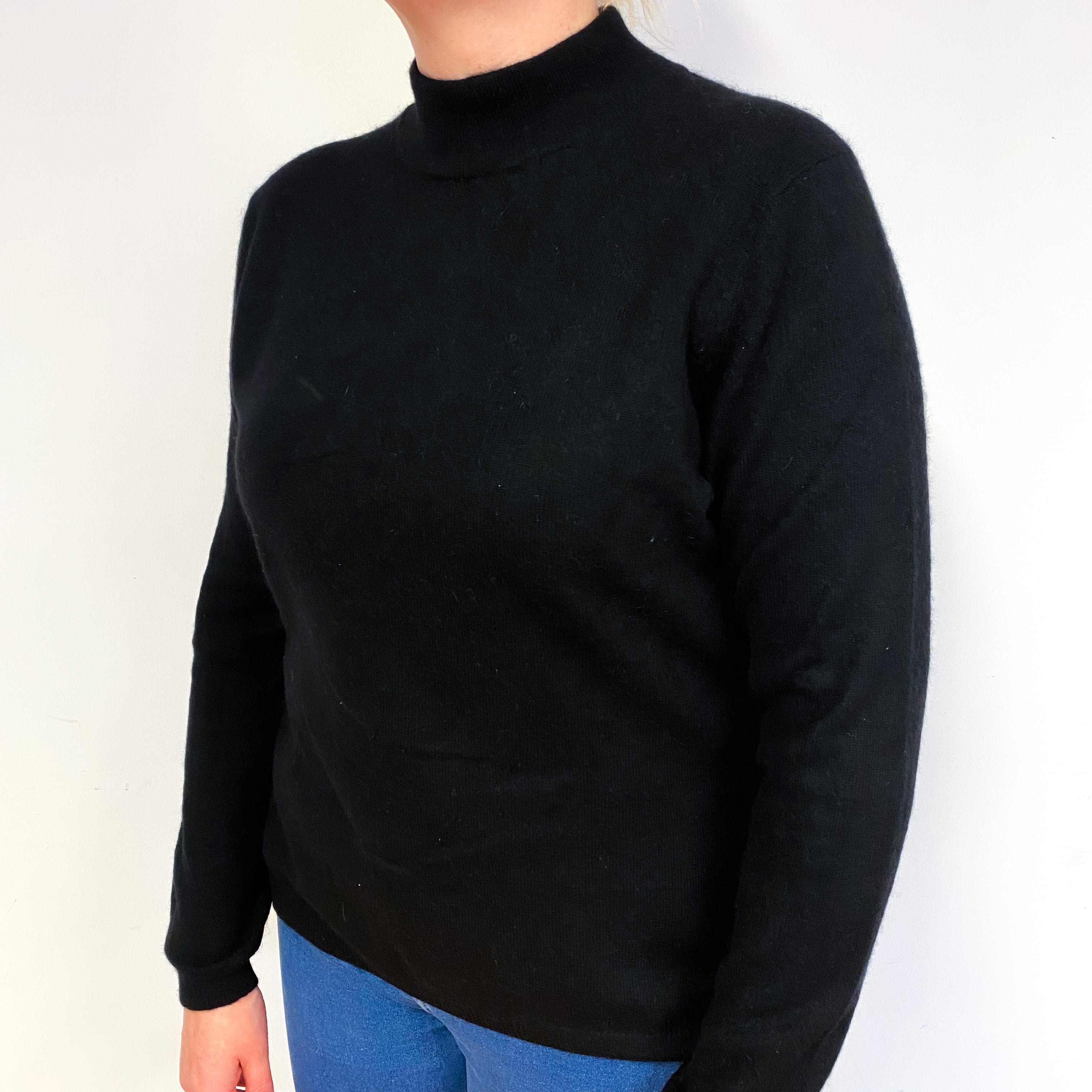 Black Cashmere Turtle Neck Jumper Large