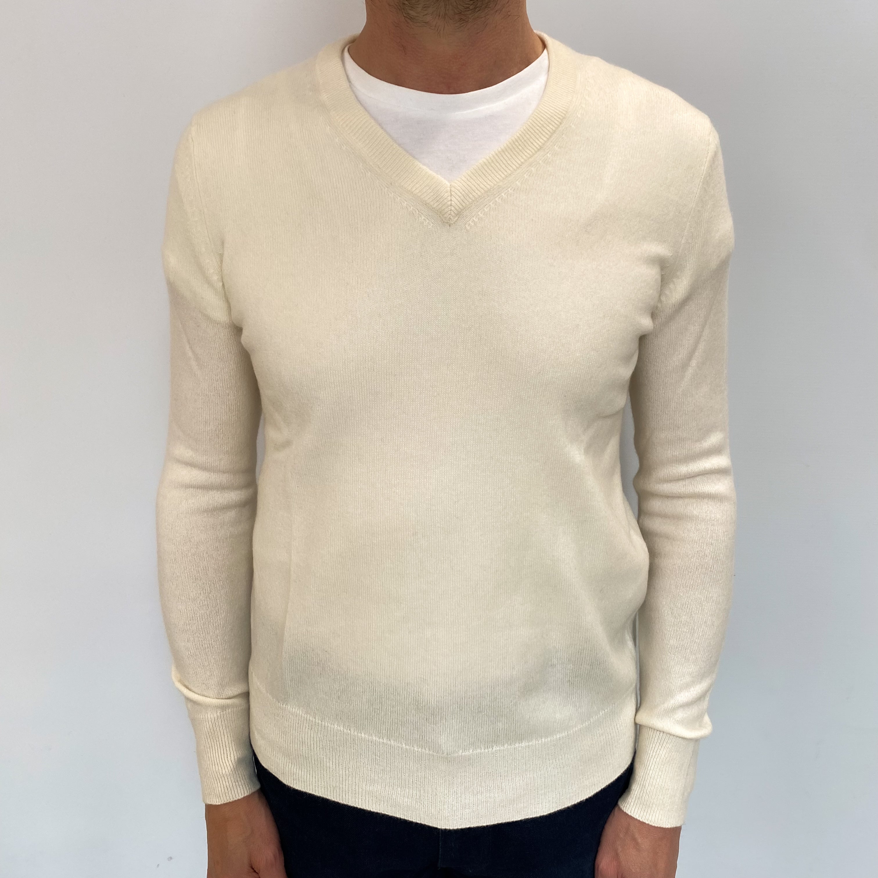 Men's Winter White Cashmere V Neck Jumper Small