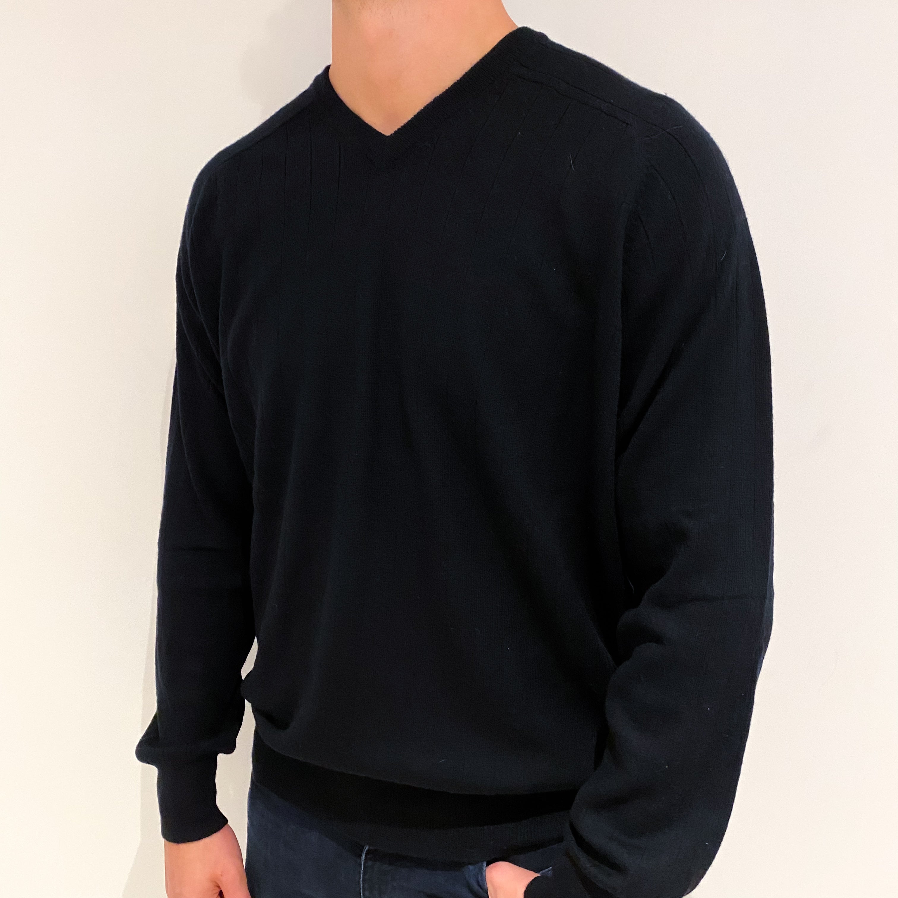Men's Black Cashmere V-Neck Jumper 3XL