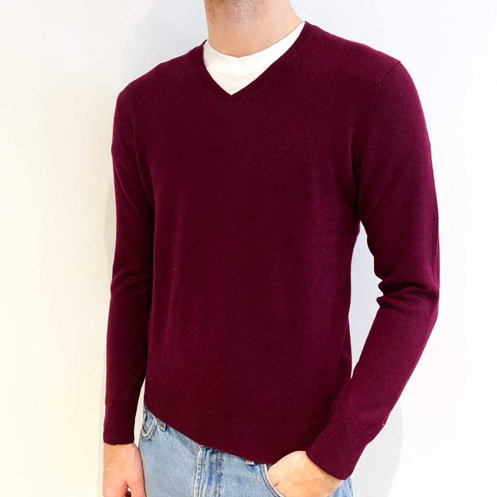 Men's Mulberry Purple Cashmere V Neck Jumper Medium