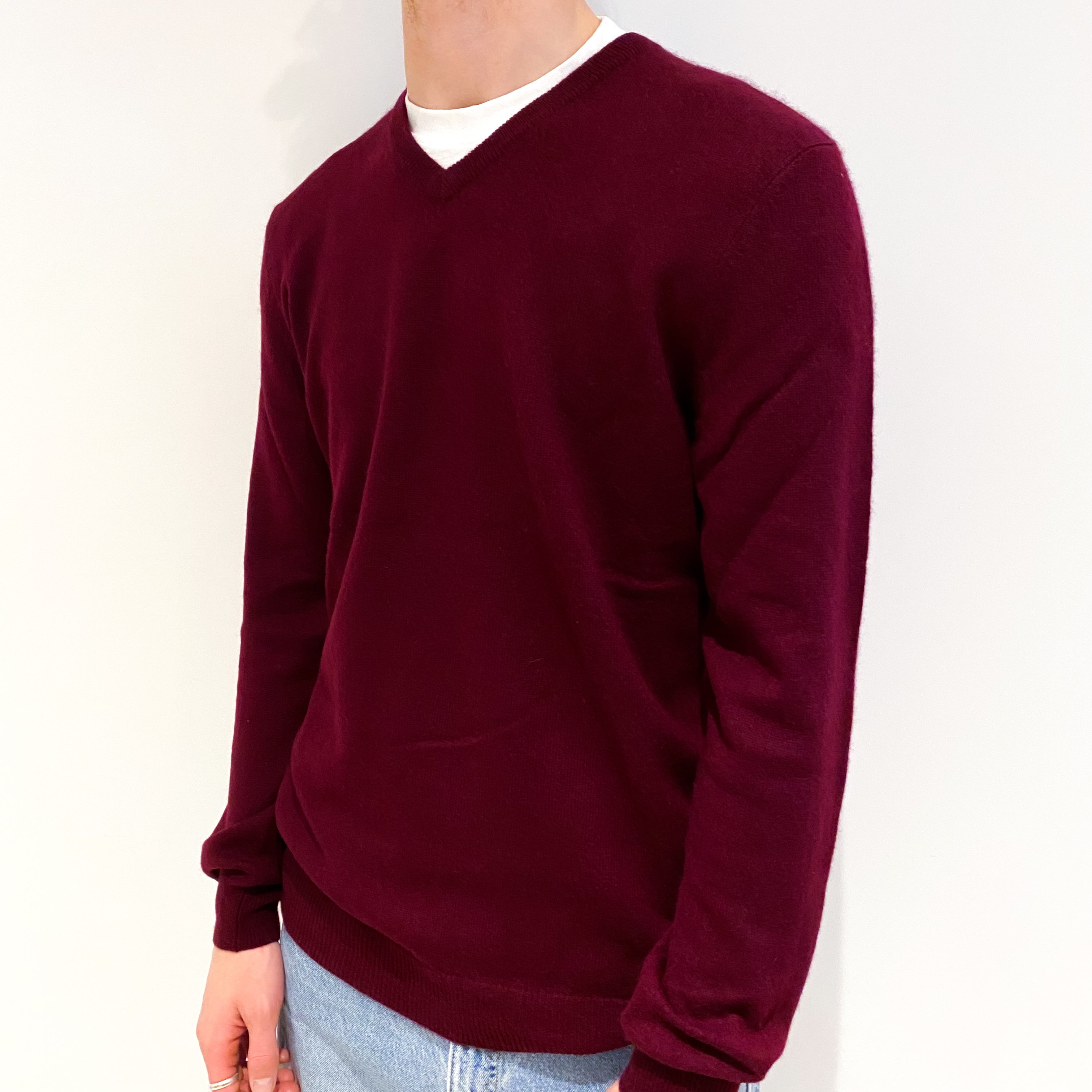 Men's Burgundy Red Cashmere V-Neck Jumper Medium