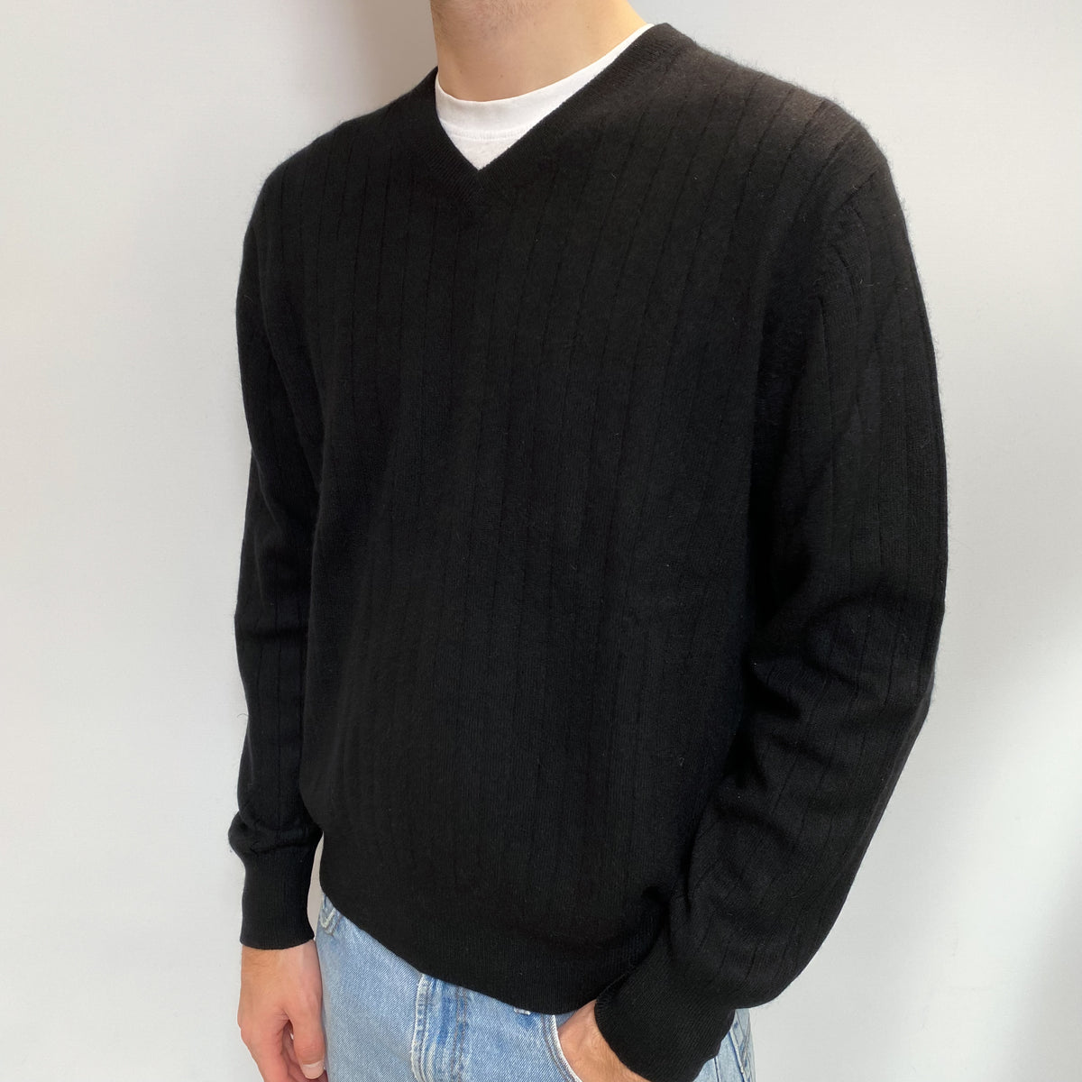 Men's Black Rib Cashmere V Neck Jumper Large